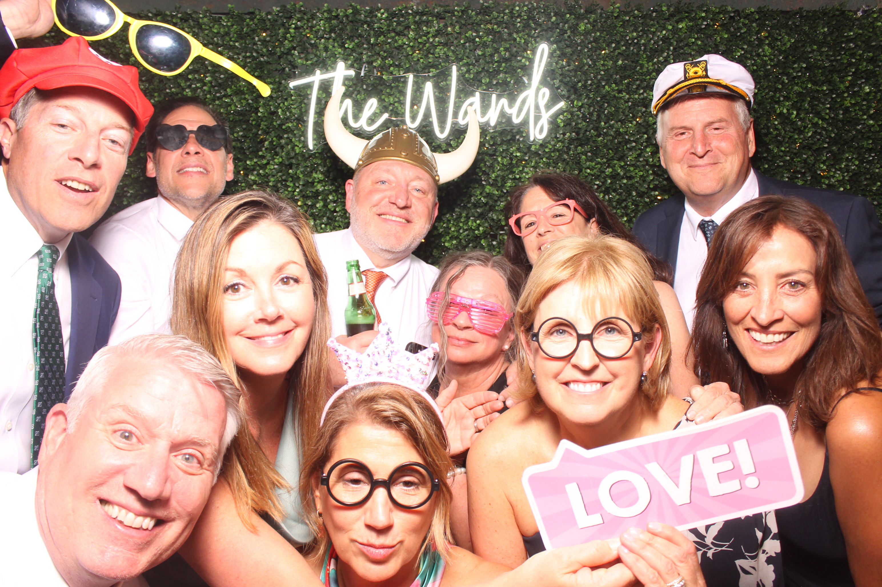 The Wards | View more photos from the event at gallery.photoboothcincy.com/u/PhotoBoothCincy/The-Wards