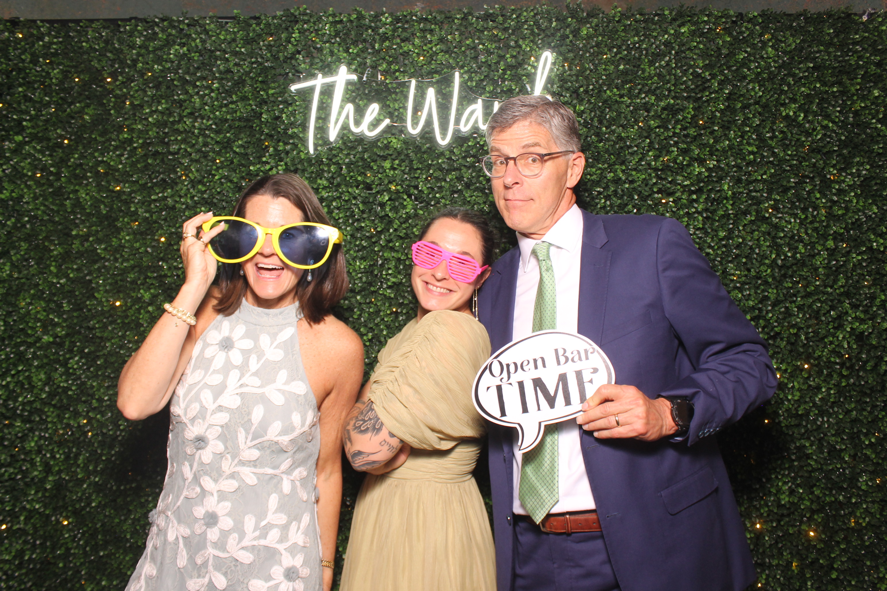 The Wards | View more photos from the event at gallery.photoboothcincy.com/u/PhotoBoothCincy/The-Wards