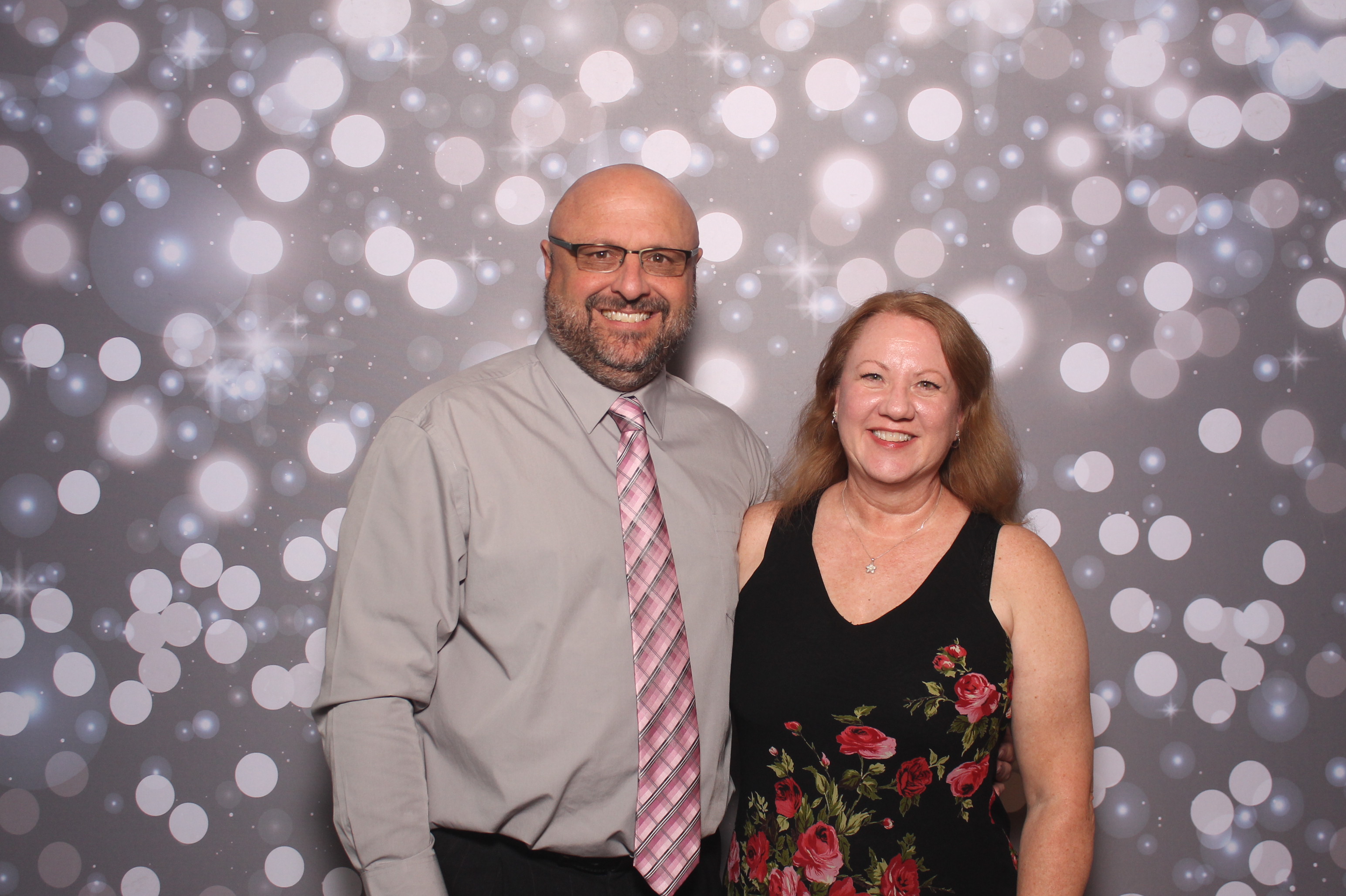 The Whitehead's | View more photos from the event at gallery.photoboothcincy.com/u/PhotoBoothCincy/The-Whiteheads