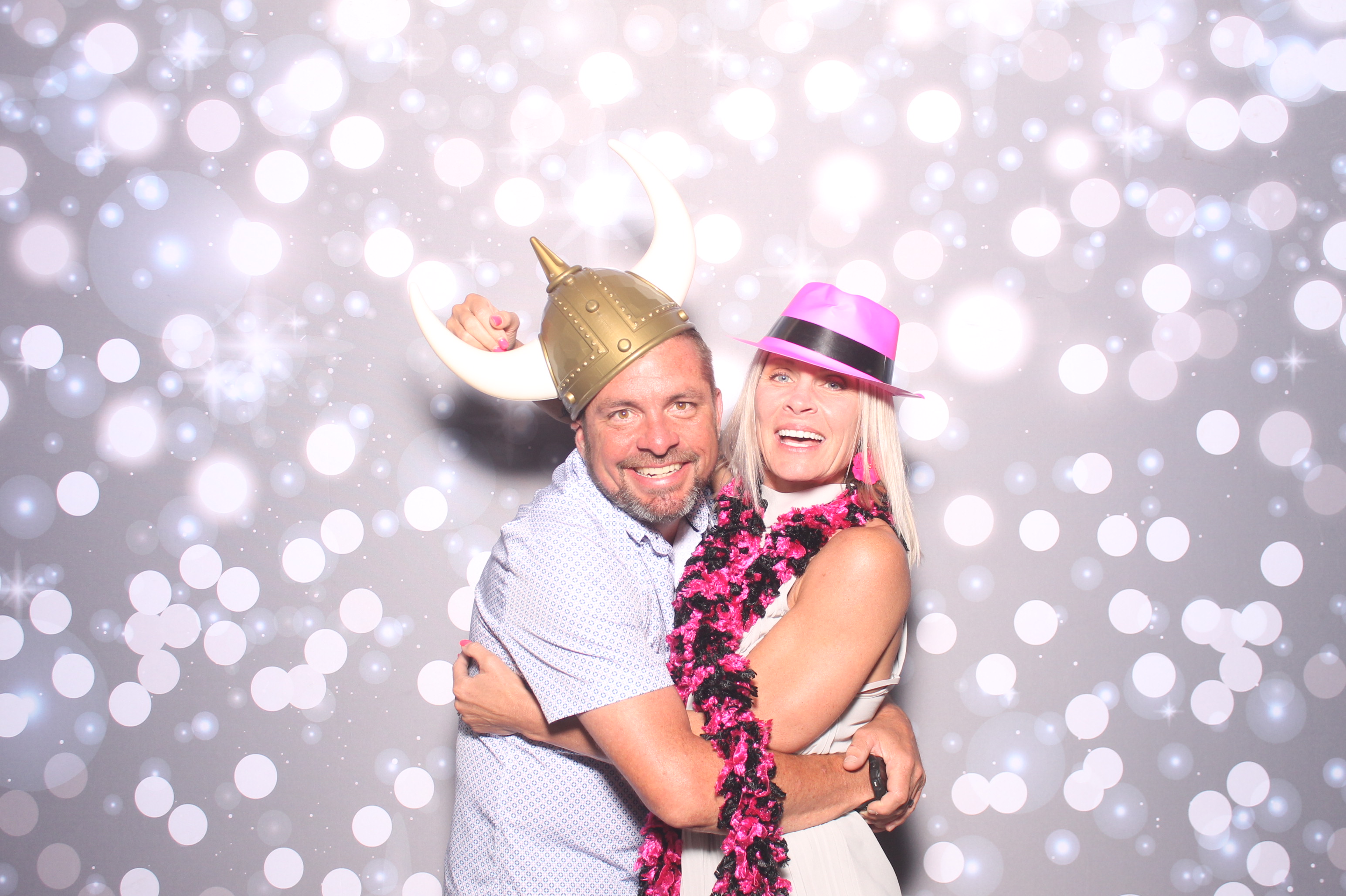The Whitehead's | View more photos from the event at gallery.photoboothcincy.com/u/PhotoBoothCincy/The-Whiteheads