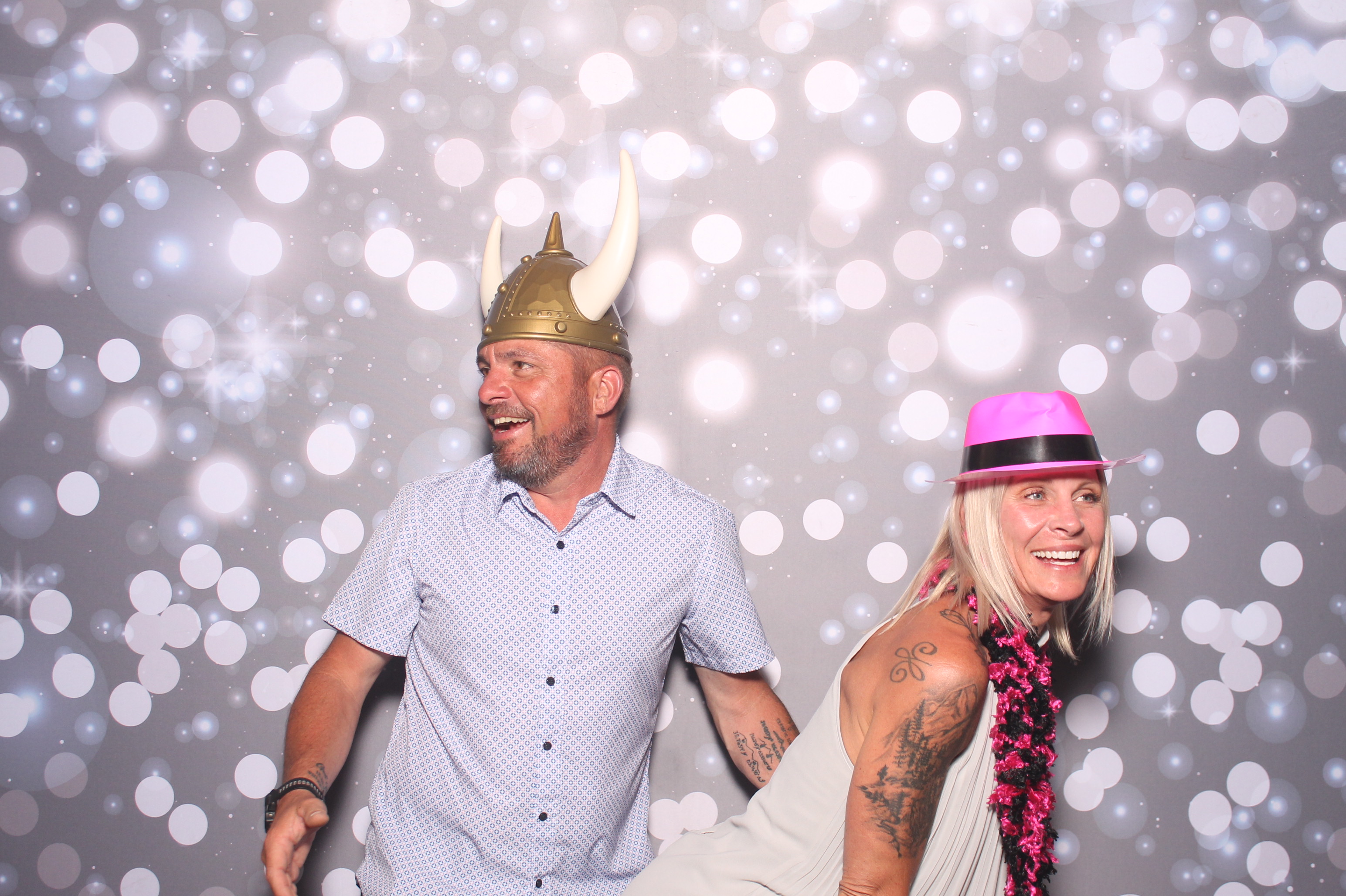 The Whitehead's | View more photos from the event at gallery.photoboothcincy.com/u/PhotoBoothCincy/The-Whiteheads