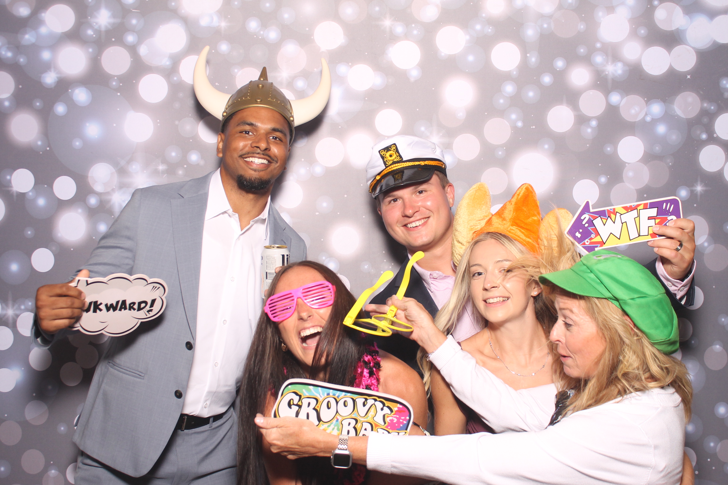 The Whitehead's | View more photos from the event at gallery.photoboothcincy.com/u/PhotoBoothCincy/The-Whiteheads