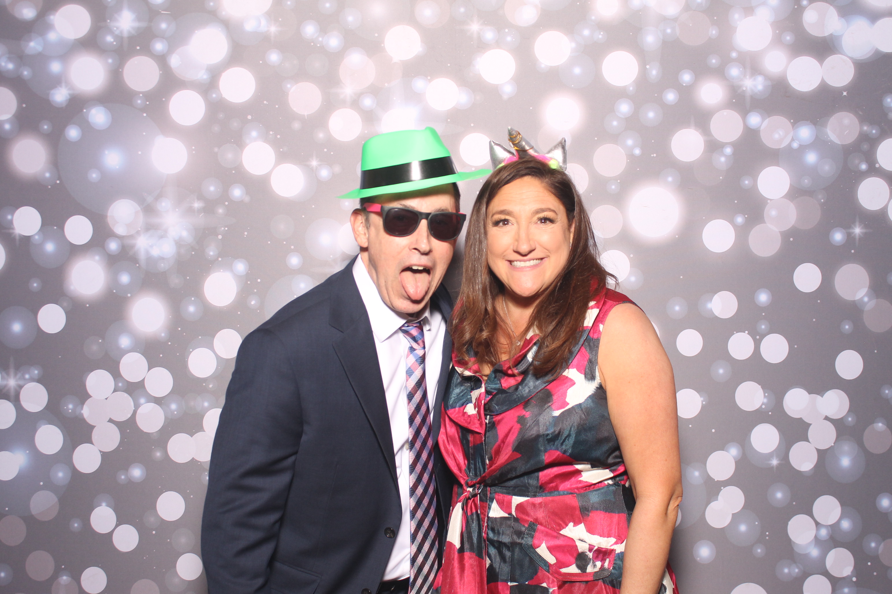 The Whitehead's | View more photos from the event at gallery.photoboothcincy.com/u/PhotoBoothCincy/The-Whiteheads
