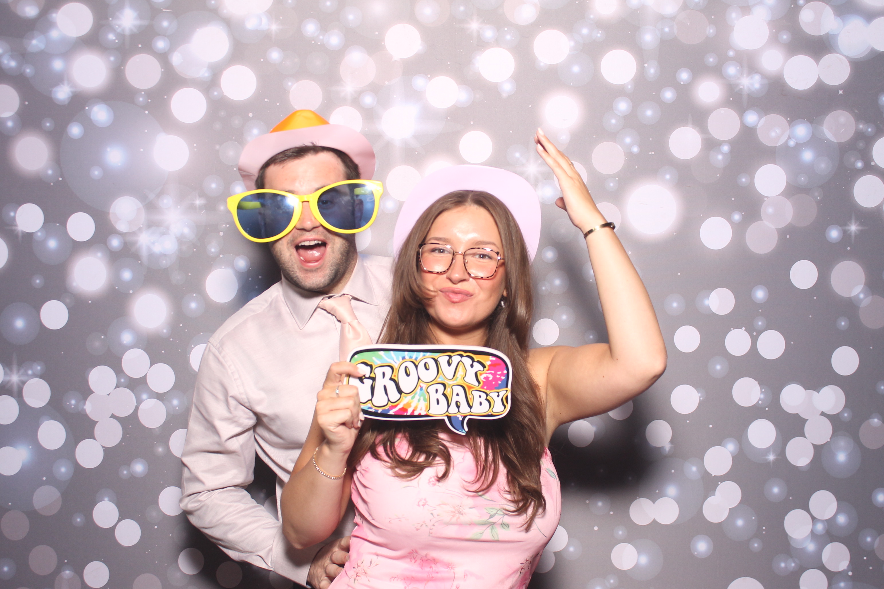 The Whitehead's | View more photos from the event at gallery.photoboothcincy.com/u/PhotoBoothCincy/The-Whiteheads