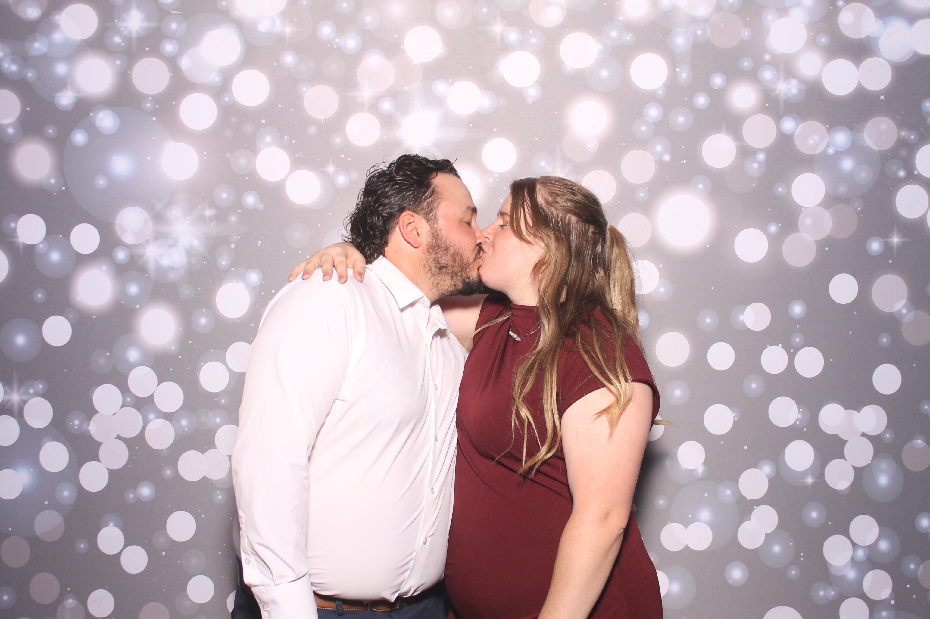 The Whitehead's | View more photos from the event at gallery.photoboothcincy.com/u/PhotoBoothCincy/The-Whiteheads