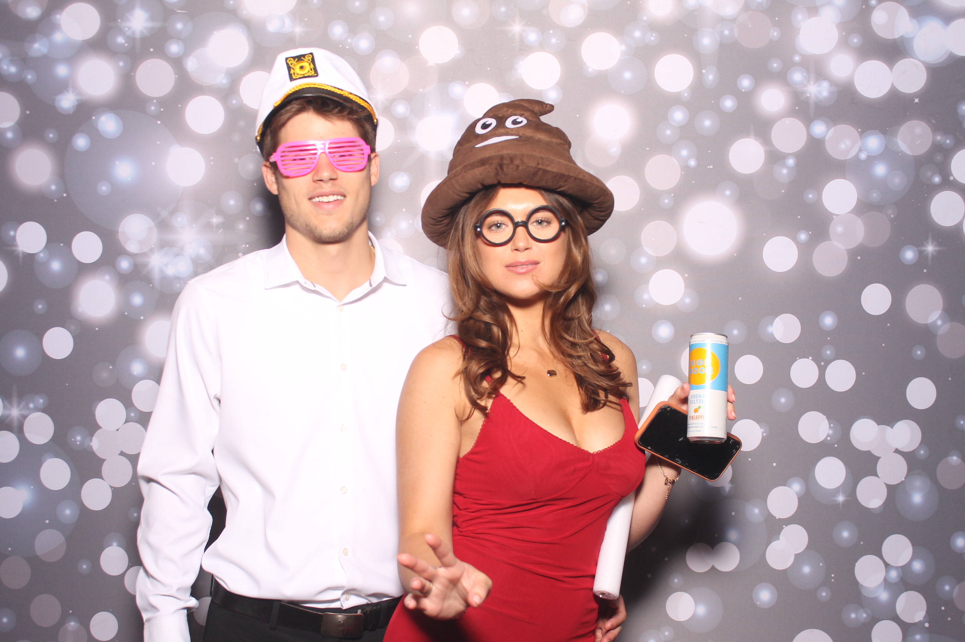The Whitehead's | View more photos from the event at gallery.photoboothcincy.com/u/PhotoBoothCincy/The-Whiteheads