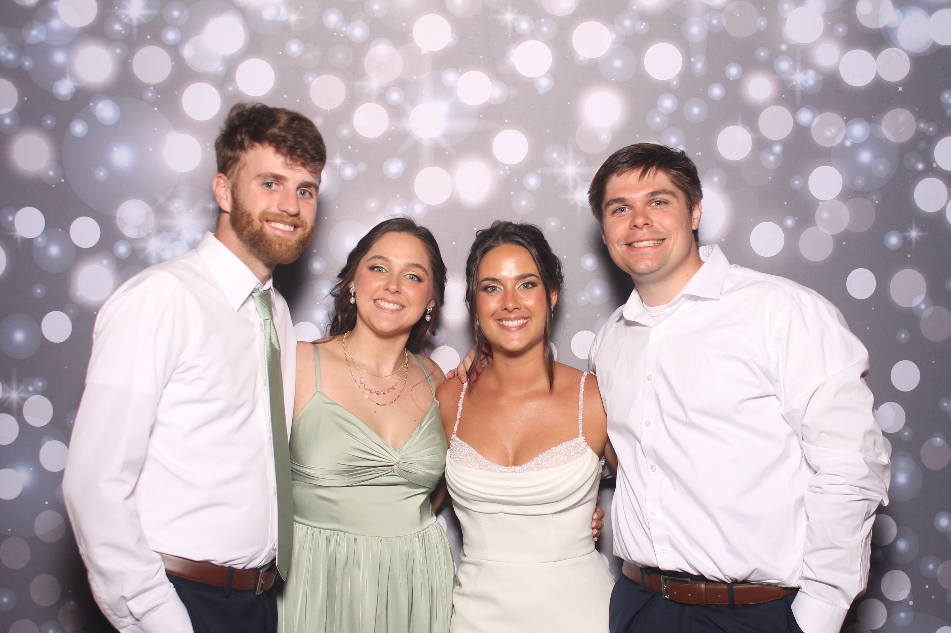 The Whitehead's | View more photos from the event at gallery.photoboothcincy.com/u/PhotoBoothCincy/The-Whiteheads