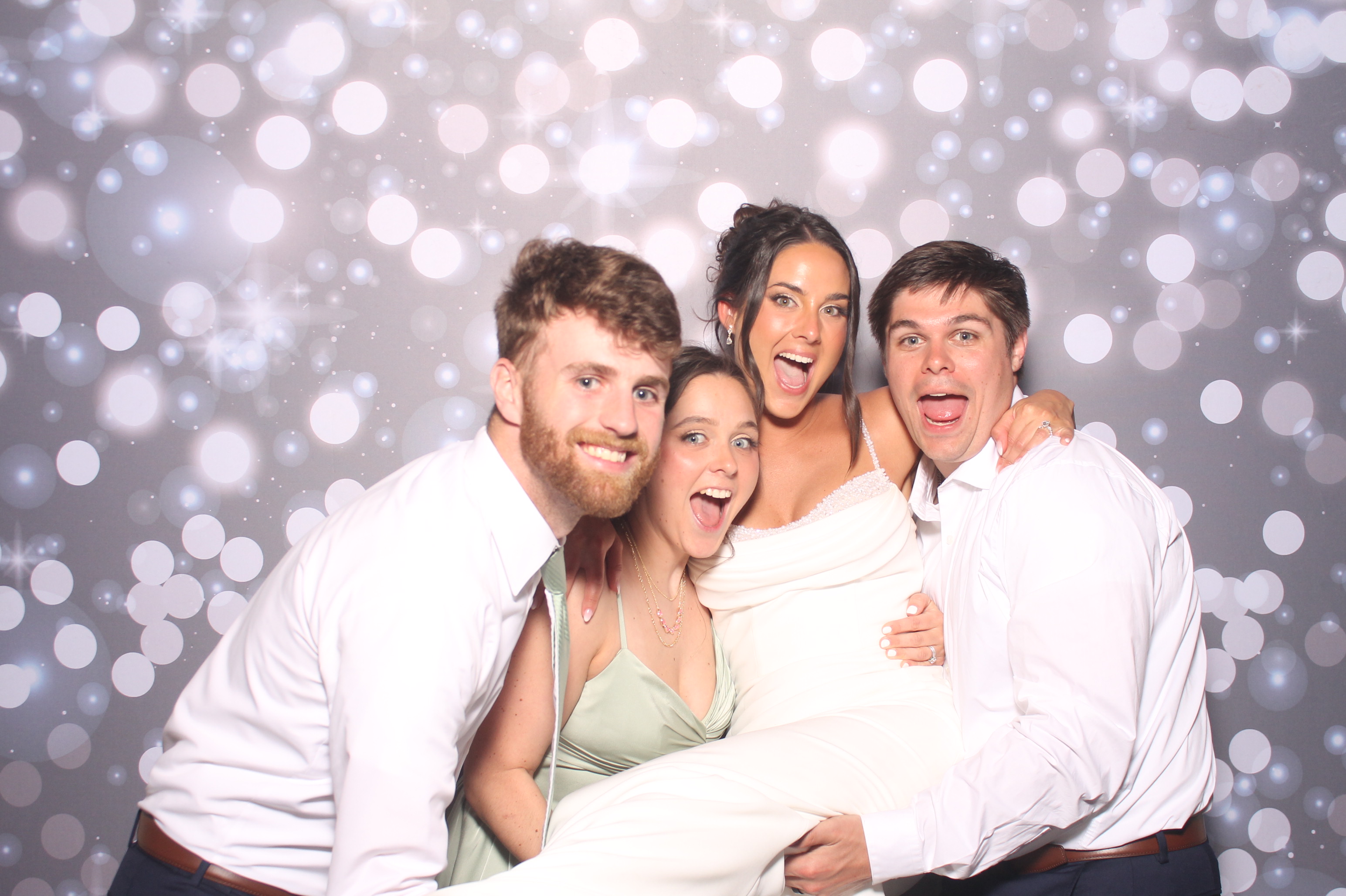 The Whitehead's | View more photos from the event at gallery.photoboothcincy.com/u/PhotoBoothCincy/The-Whiteheads