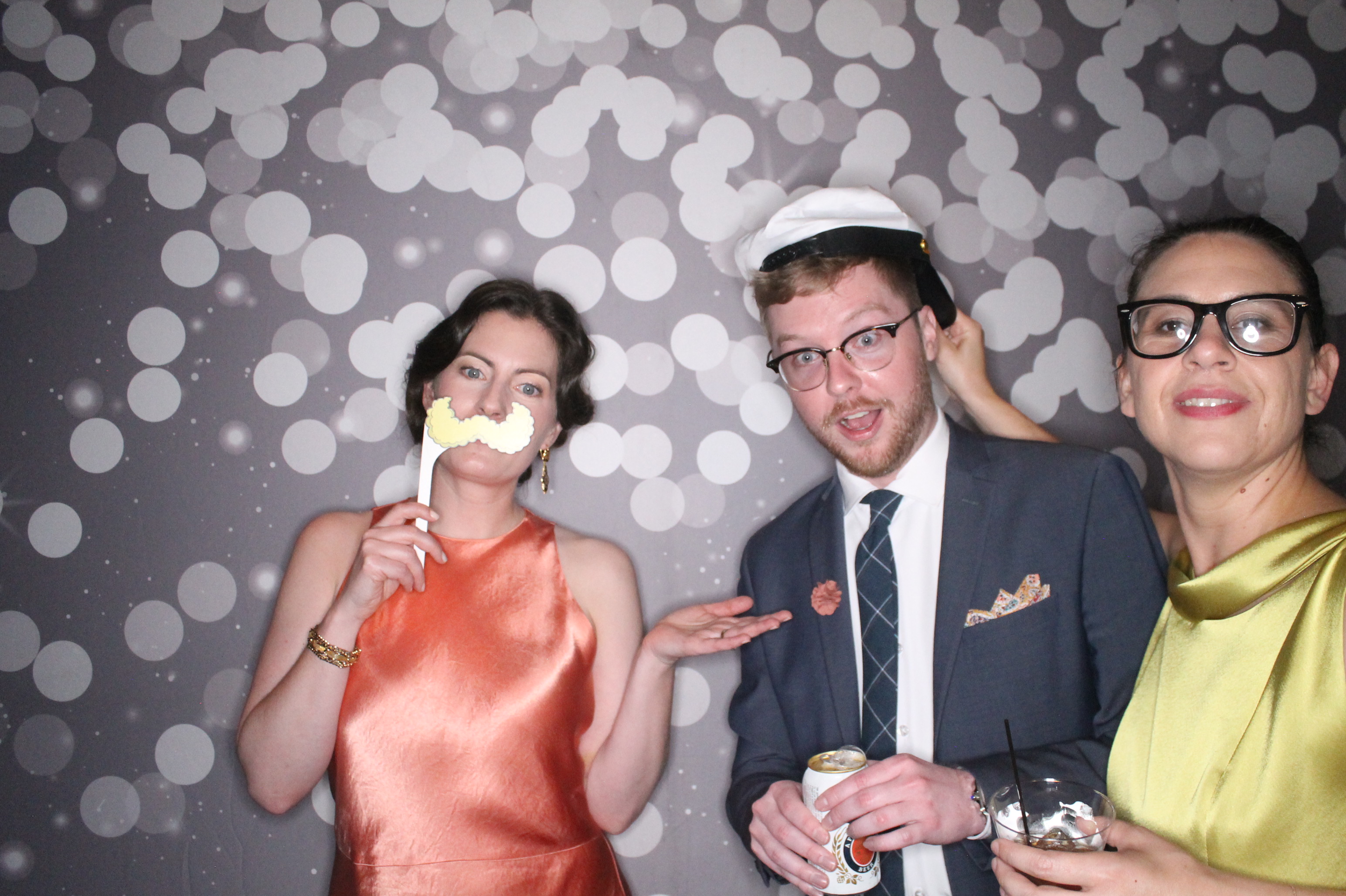 Tommy & Colleen | View more photos from the event at gallery.photoboothcincy.com/u/PhotoBoothCincy/Tommy-Colleen