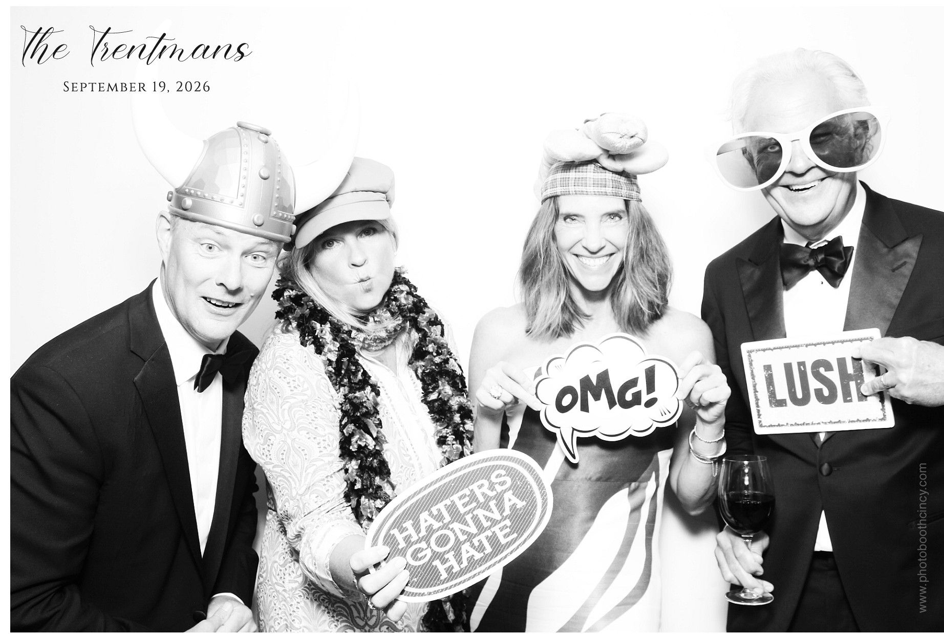 Trautman Reception | View more photos from the event at gallery.photoboothcincy.com/u/PhotoBoothCincy/Trautman-Reception