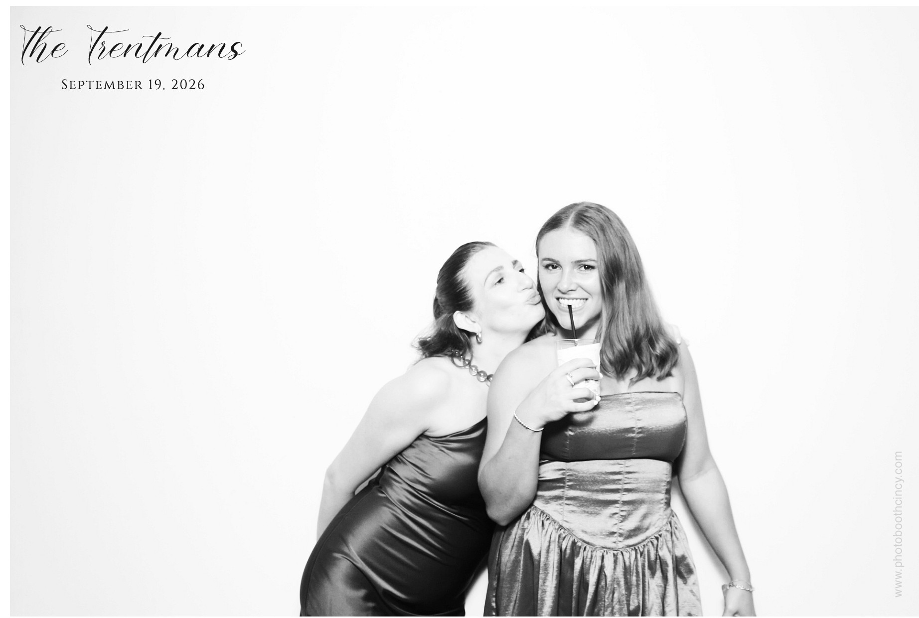 Trautman Reception | View more photos from the event at gallery.photoboothcincy.com/u/PhotoBoothCincy/Trautman-Reception
