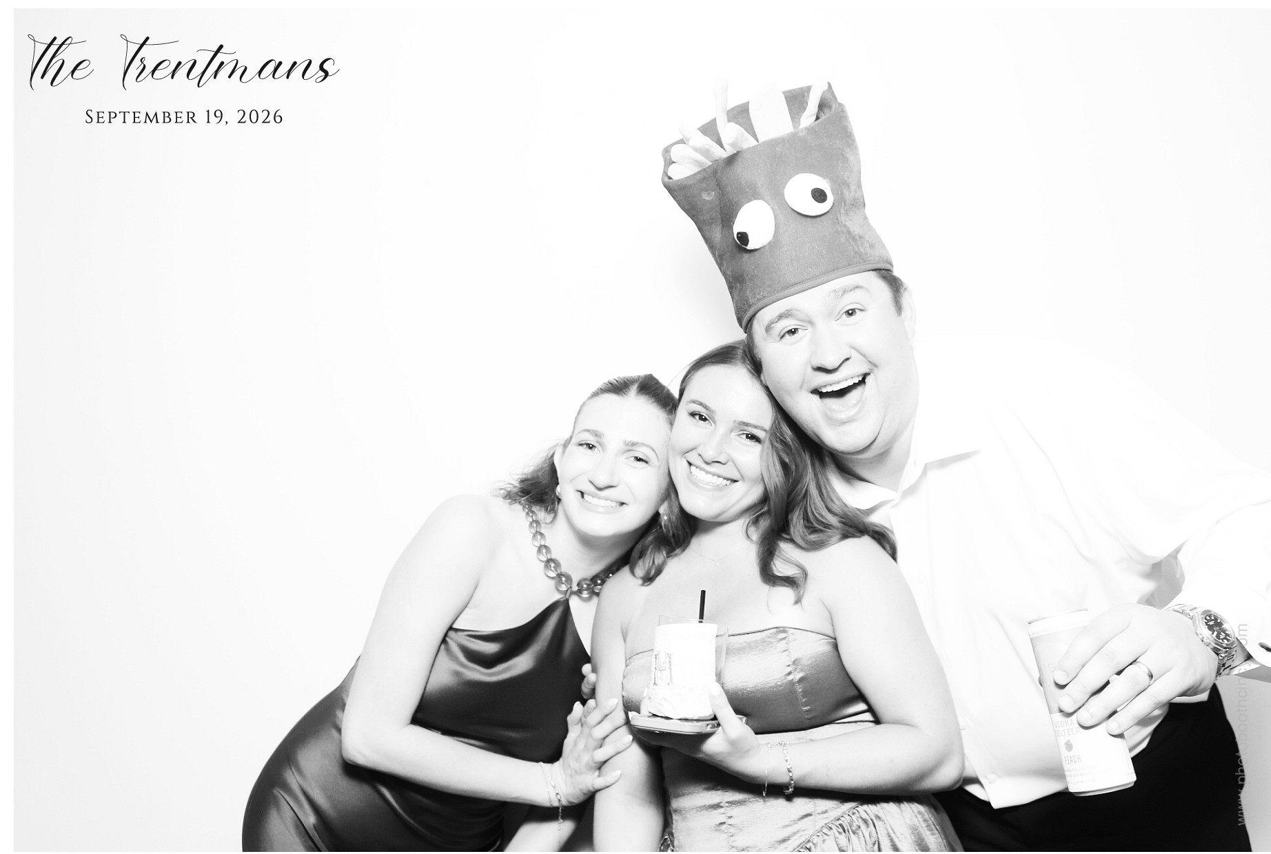 Trautman Reception | View more photos from the event at gallery.photoboothcincy.com/u/PhotoBoothCincy/Trautman-Reception