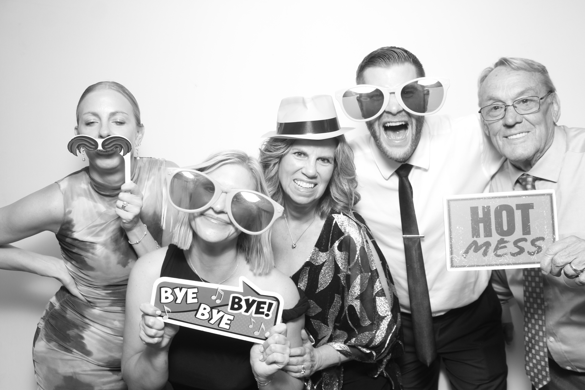 Trautman Reception | View more photos from the event at gallery.photoboothcincy.com/u/PhotoBoothCincy/Trautman-Reception