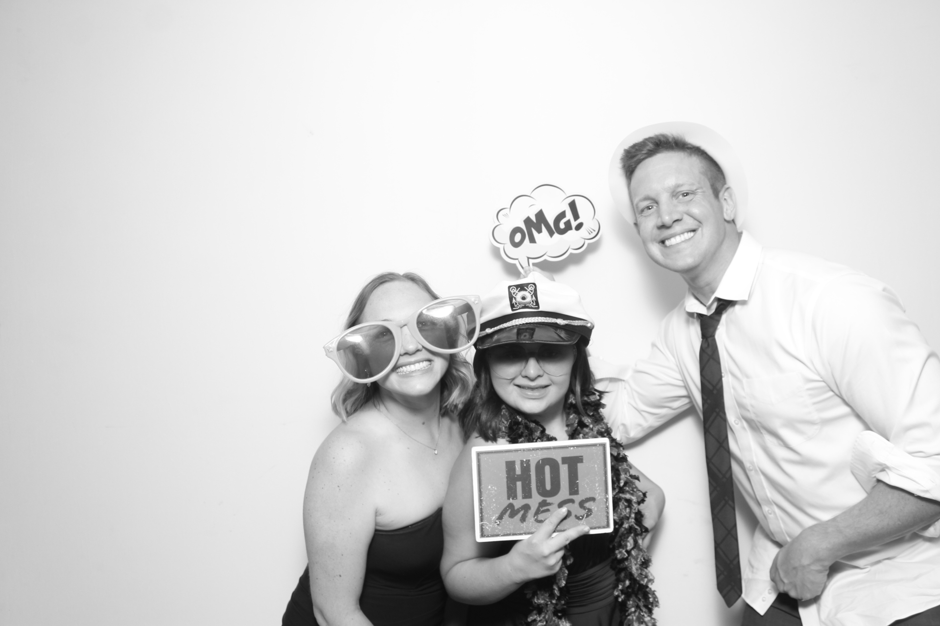Trautman Reception | View more photos from the event at gallery.photoboothcincy.com/u/PhotoBoothCincy/Trautman-Reception