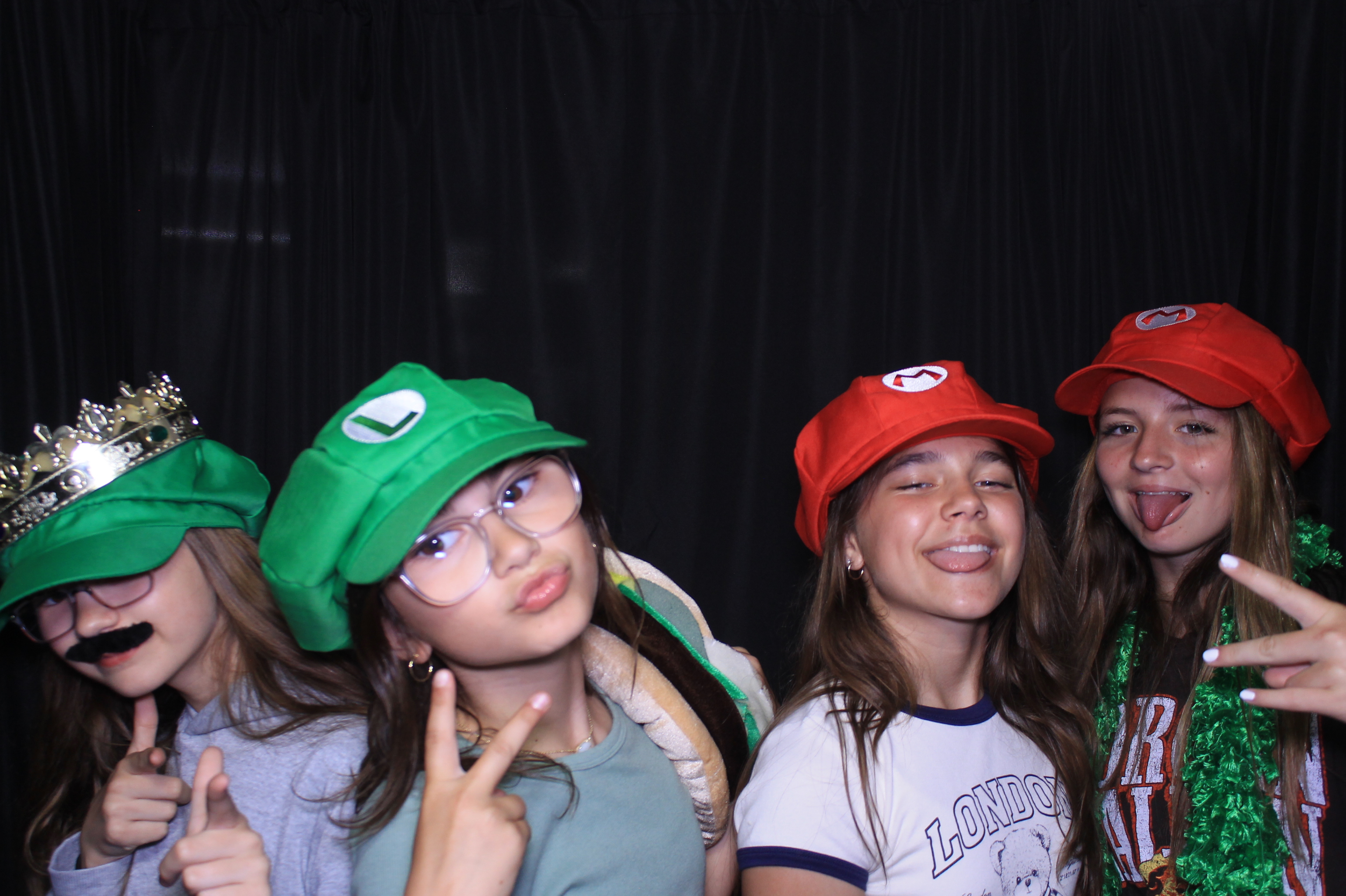 Trebein 5th Grade Sendoff!! | View more photos from the event at gallery.photoboothcincy.com/u/PhotoBoothCincy/Trebein-5th-Grade-Sendoff