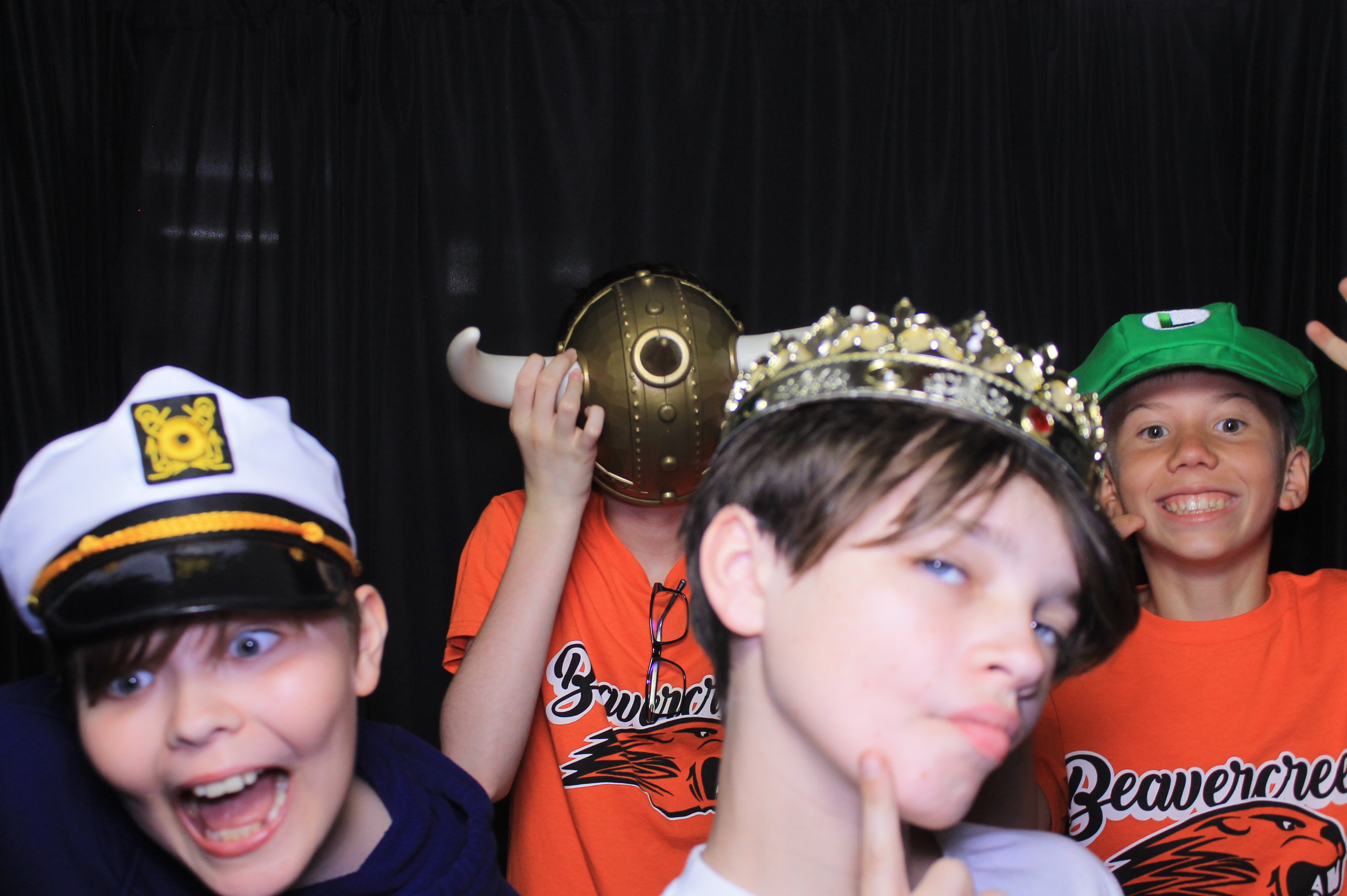 Trebein 5th Grade Sendoff!! | View more photos from the event at gallery.photoboothcincy.com/u/PhotoBoothCincy/Trebein-5th-Grade-Sendoff