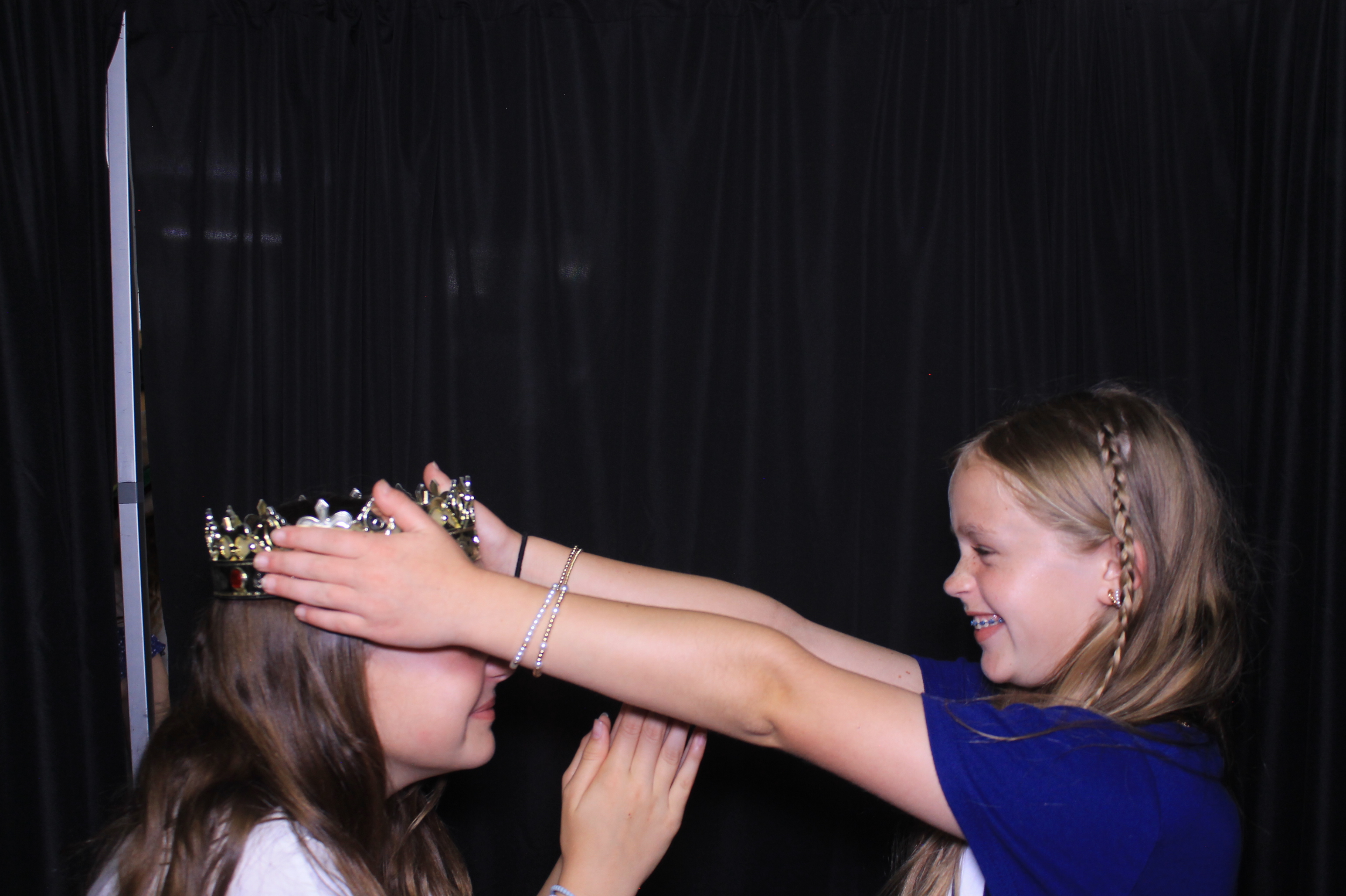 Trebein 5th Grade Sendoff!! | View more photos from the event at gallery.photoboothcincy.com/u/PhotoBoothCincy/Trebein-5th-Grade-Sendoff