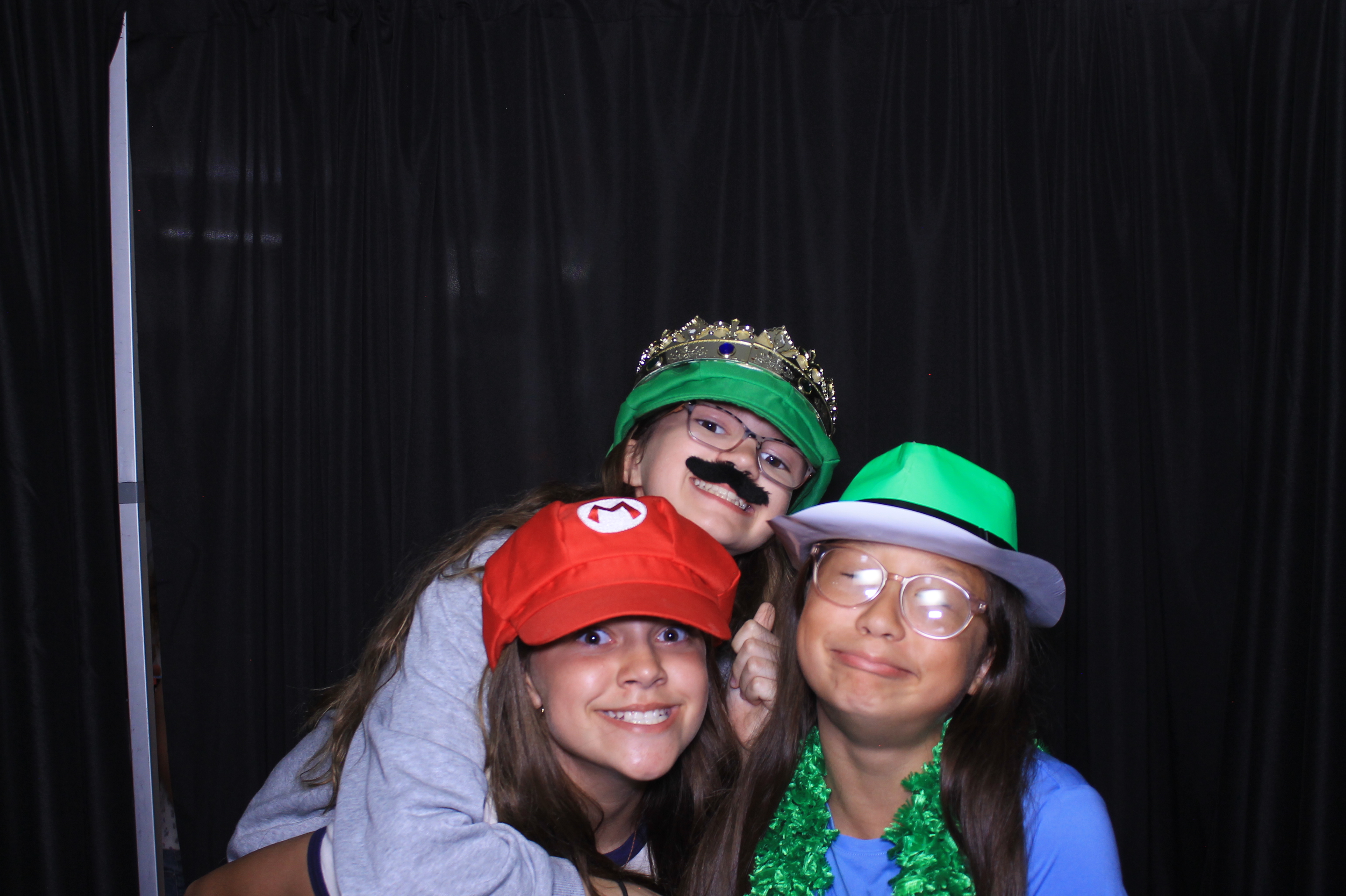 Trebein 5th Grade Sendoff!! | View more photos from the event at gallery.photoboothcincy.com/u/PhotoBoothCincy/Trebein-5th-Grade-Sendoff