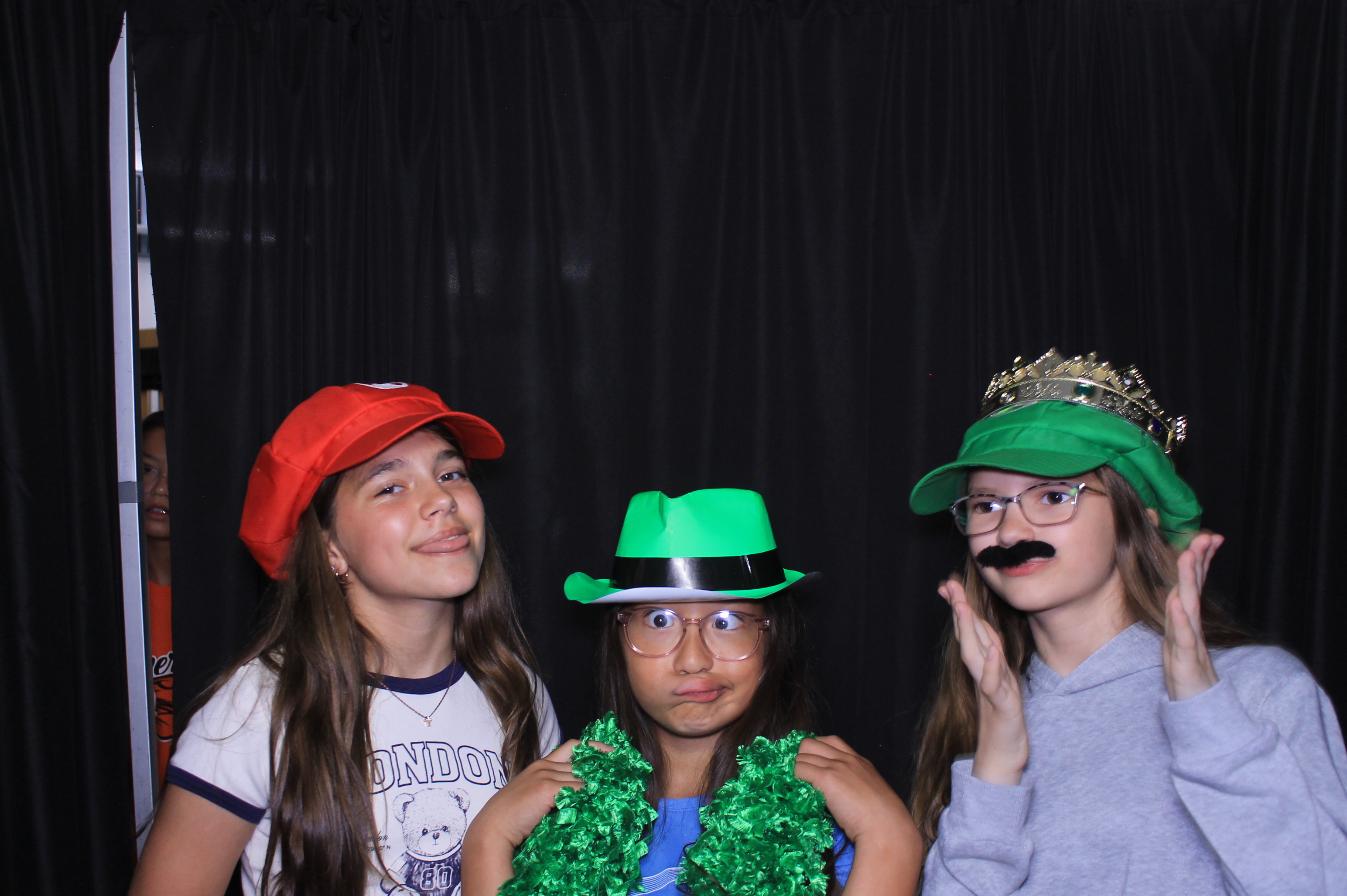 Trebein 5th Grade Sendoff!! | View more photos from the event at gallery.photoboothcincy.com/u/PhotoBoothCincy/Trebein-5th-Grade-Sendoff