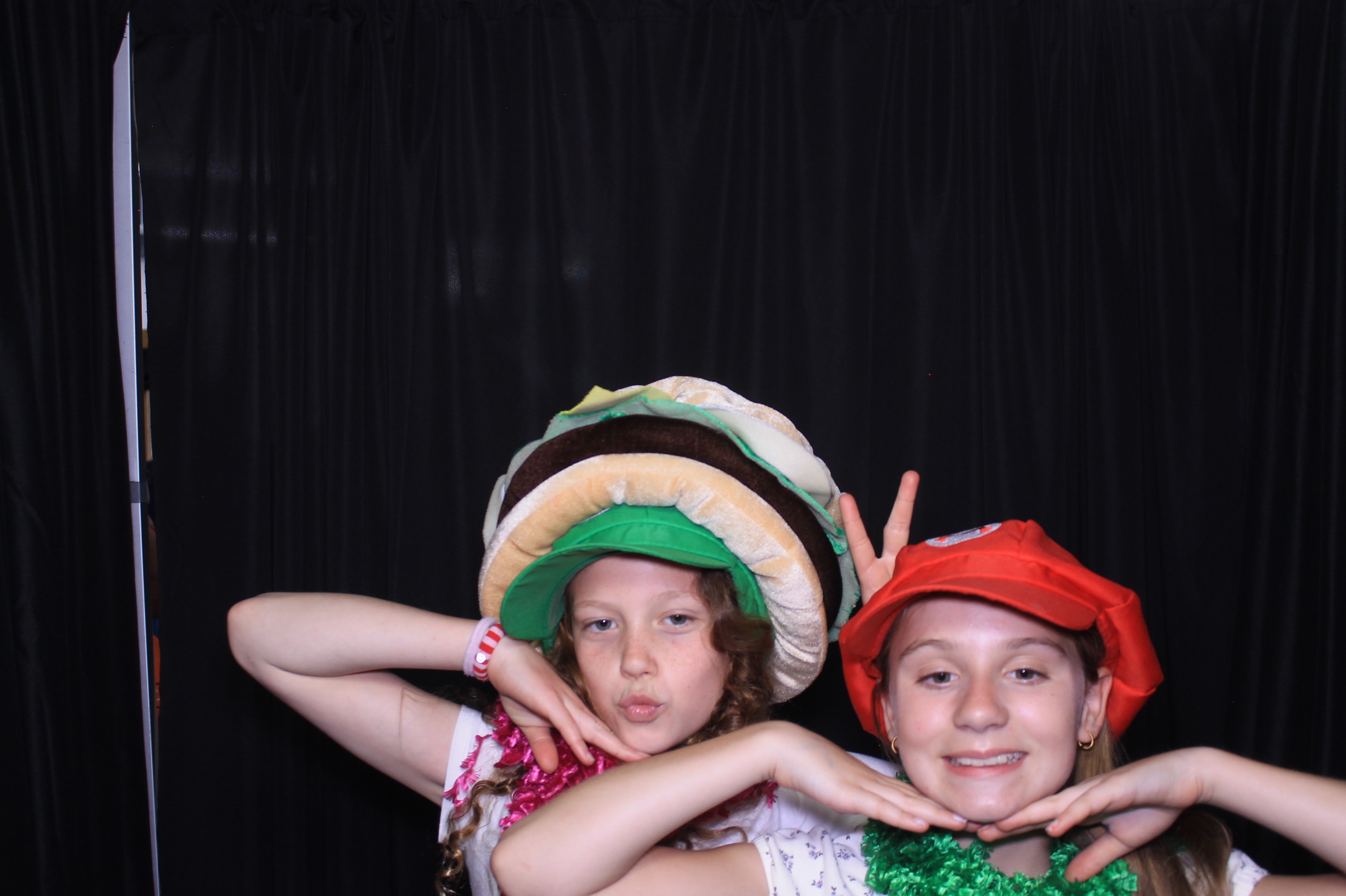 Trebein 5th Grade Sendoff!! | View more photos from the event at gallery.photoboothcincy.com/u/PhotoBoothCincy/Trebein-5th-Grade-Sendoff