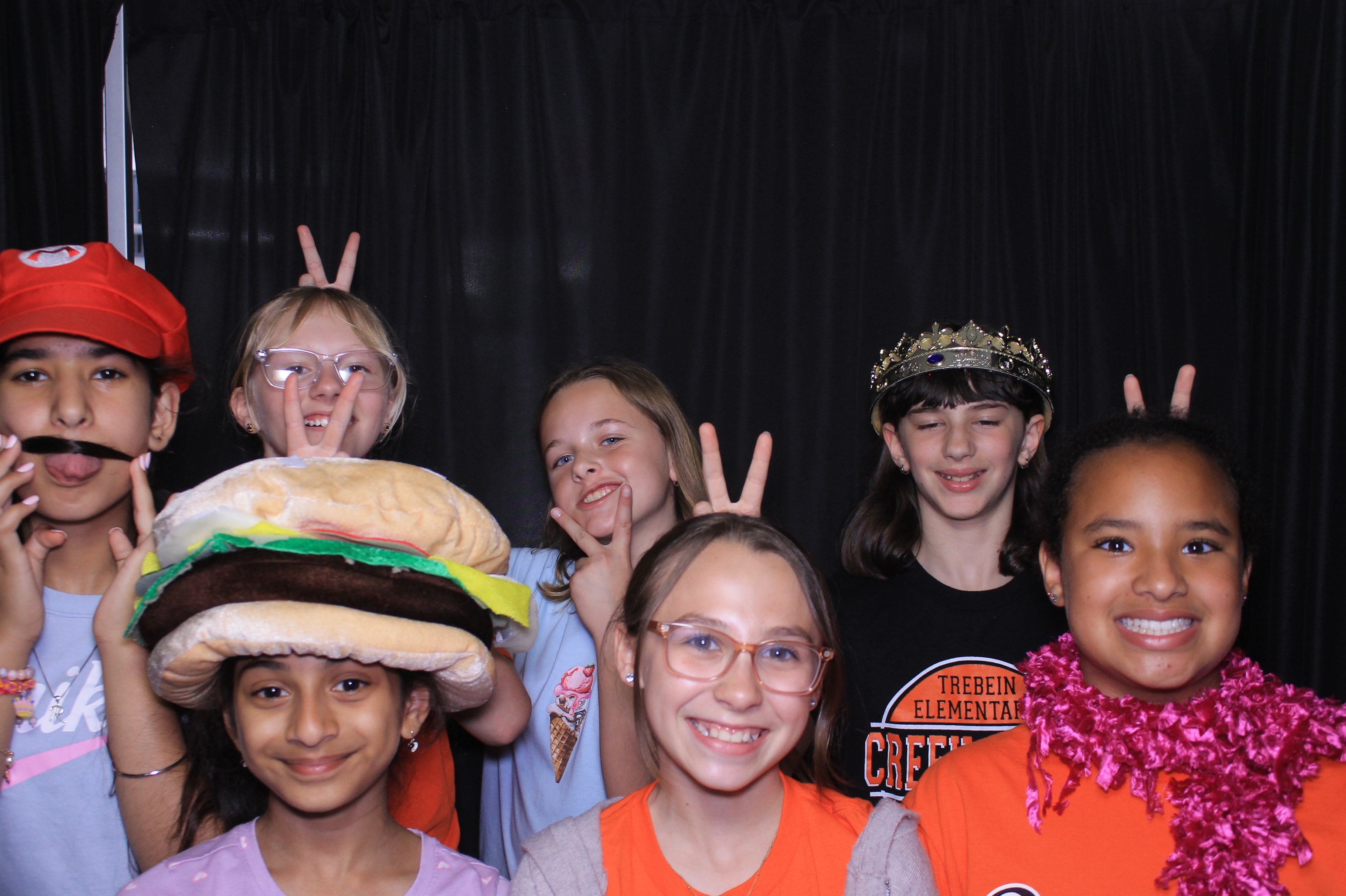 Trebein 5th Grade Sendoff!! | View more photos from the event at gallery.photoboothcincy.com/u/PhotoBoothCincy/Trebein-5th-Grade-Sendoff