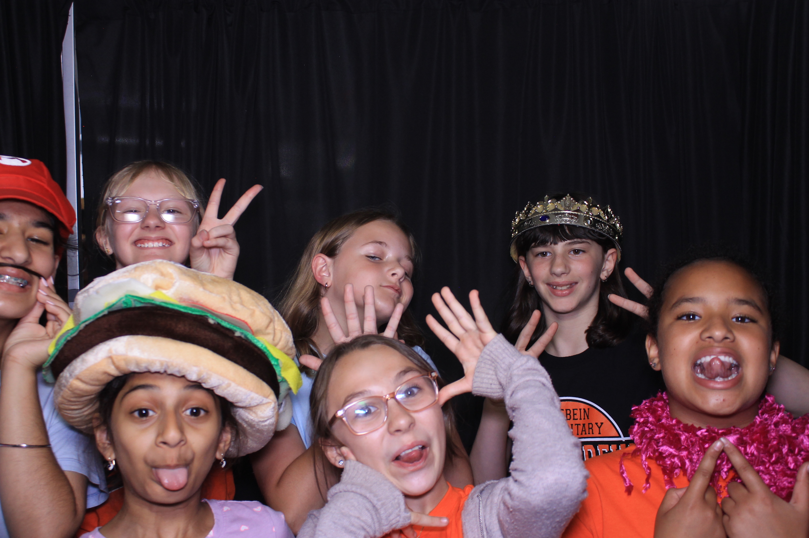 Trebein 5th Grade Sendoff!! | View more photos from the event at gallery.photoboothcincy.com/u/PhotoBoothCincy/Trebein-5th-Grade-Sendoff