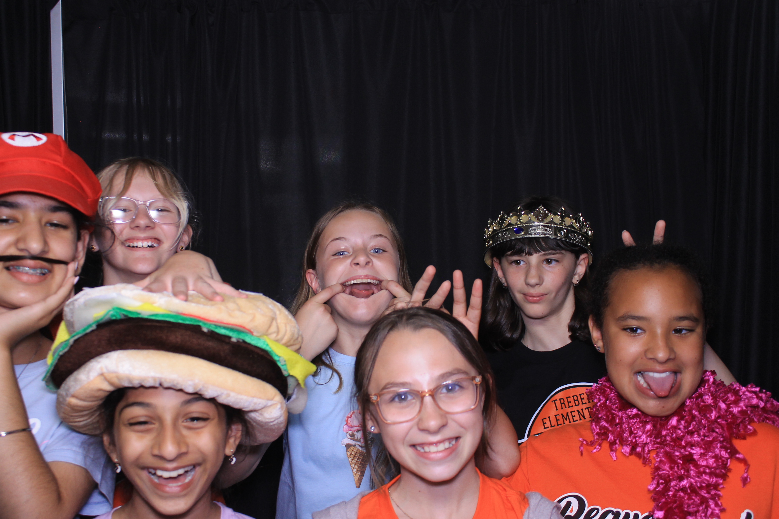 Trebein 5th Grade Sendoff!! | View more photos from the event at gallery.photoboothcincy.com/u/PhotoBoothCincy/Trebein-5th-Grade-Sendoff