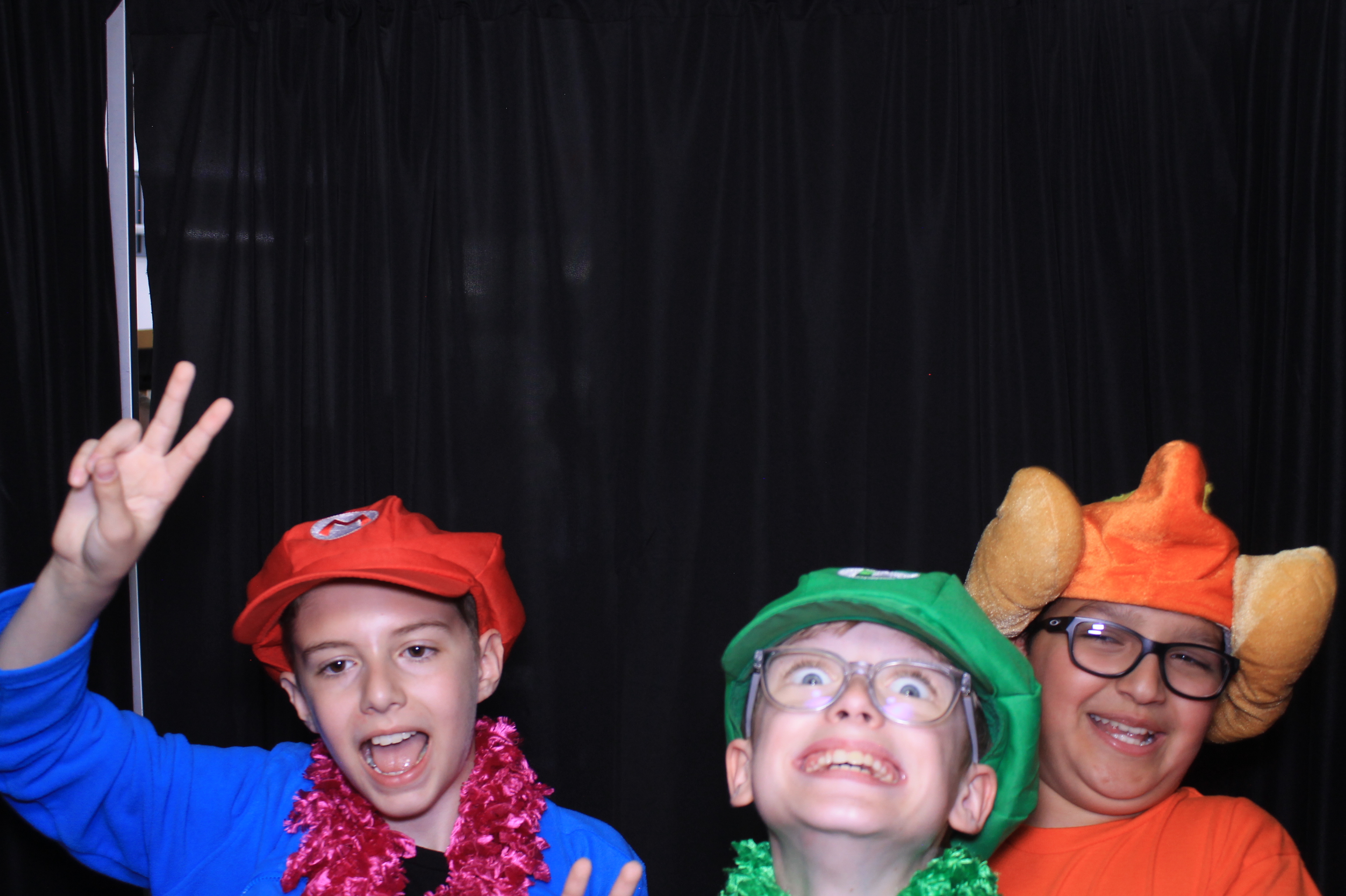 Trebein 5th Grade Sendoff!! | View more photos from the event at gallery.photoboothcincy.com/u/PhotoBoothCincy/Trebein-5th-Grade-Sendoff