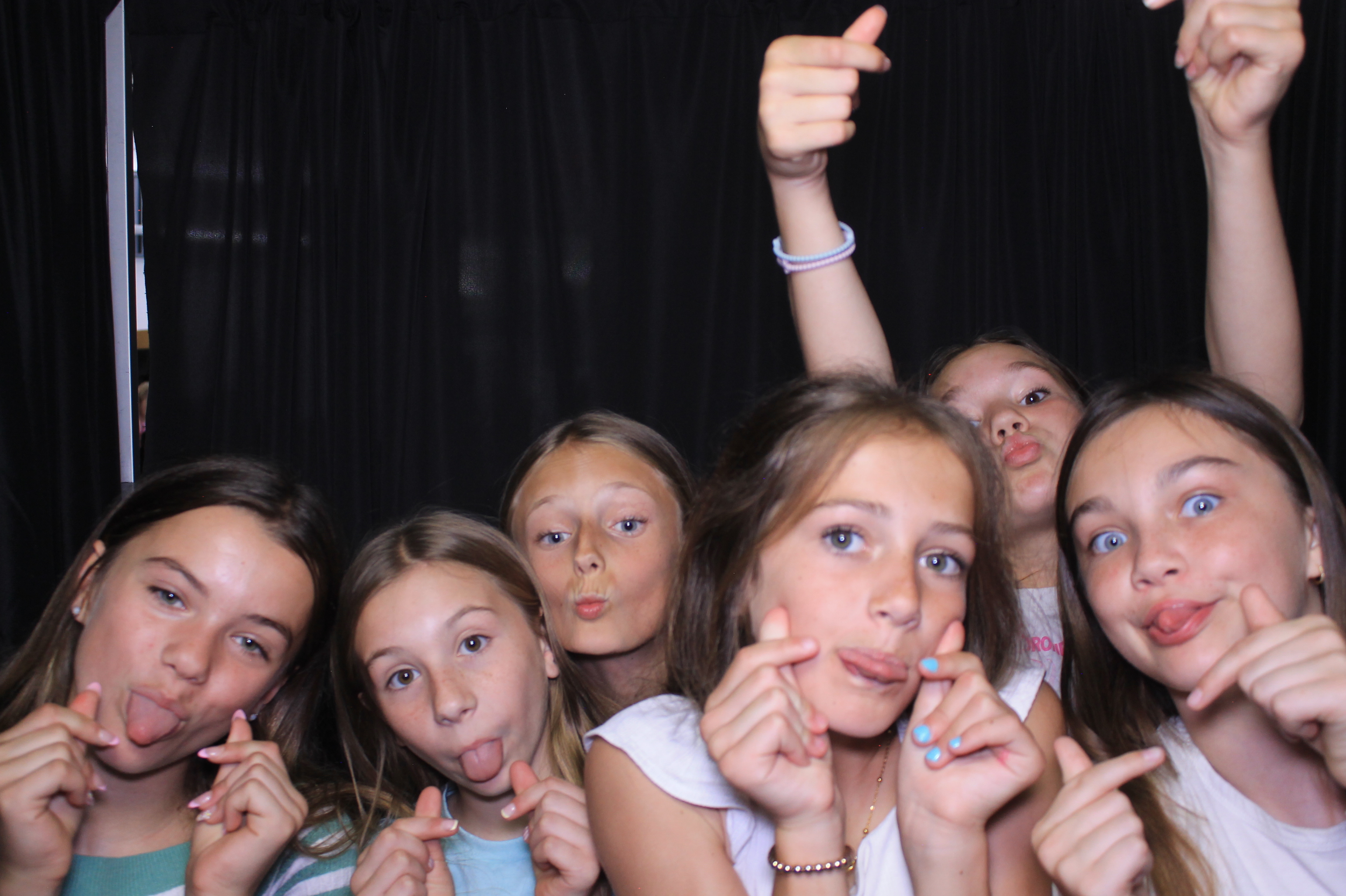 Trebein 5th Grade Sendoff!! | View more photos from the event at gallery.photoboothcincy.com/u/PhotoBoothCincy/Trebein-5th-Grade-Sendoff