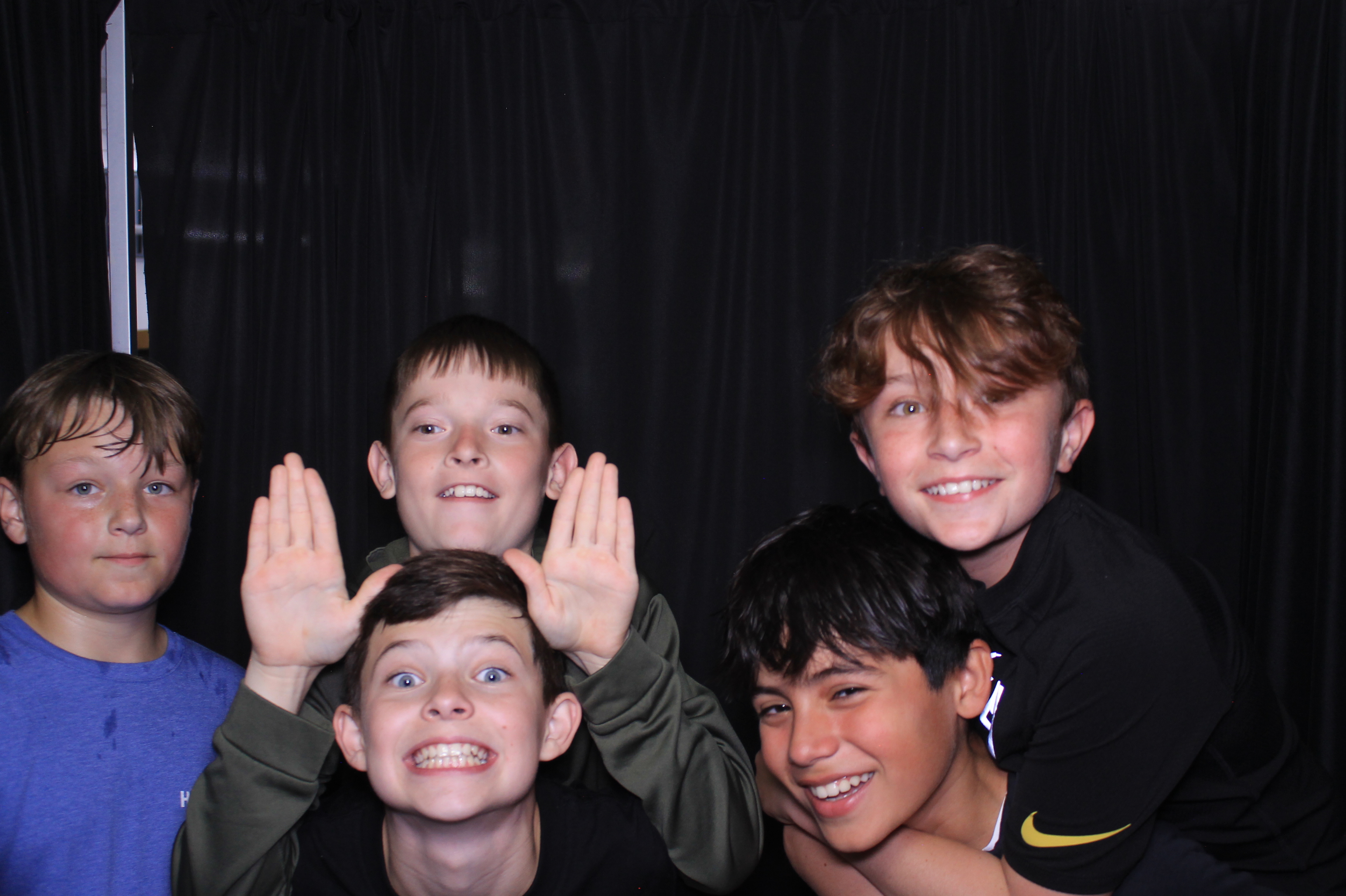Trebein 5th Grade Sendoff!! | View more photos from the event at gallery.photoboothcincy.com/u/PhotoBoothCincy/Trebein-5th-Grade-Sendoff