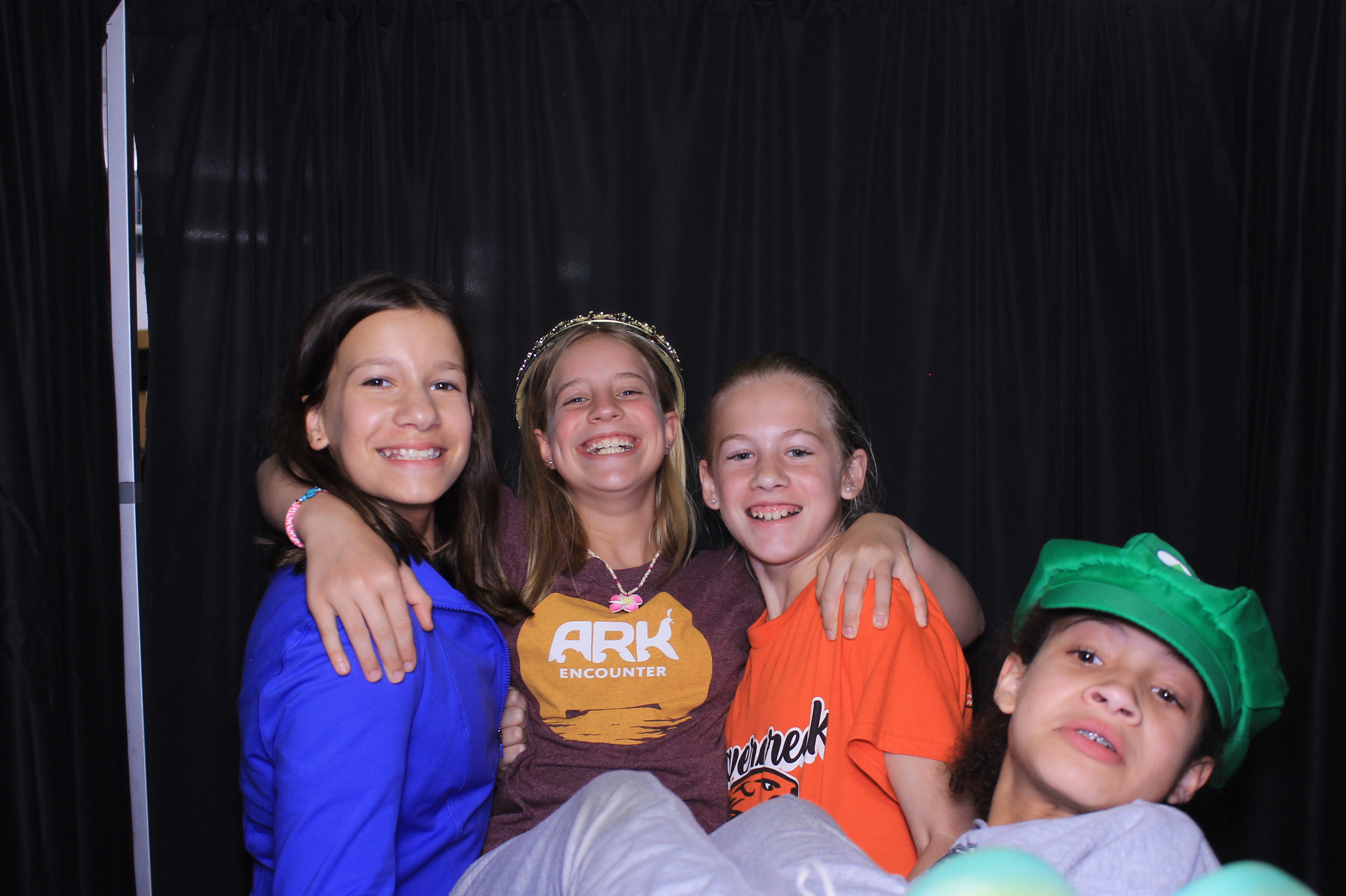 Trebein 5th Grade Sendoff!! | View more photos from the event at gallery.photoboothcincy.com/u/PhotoBoothCincy/Trebein-5th-Grade-Sendoff