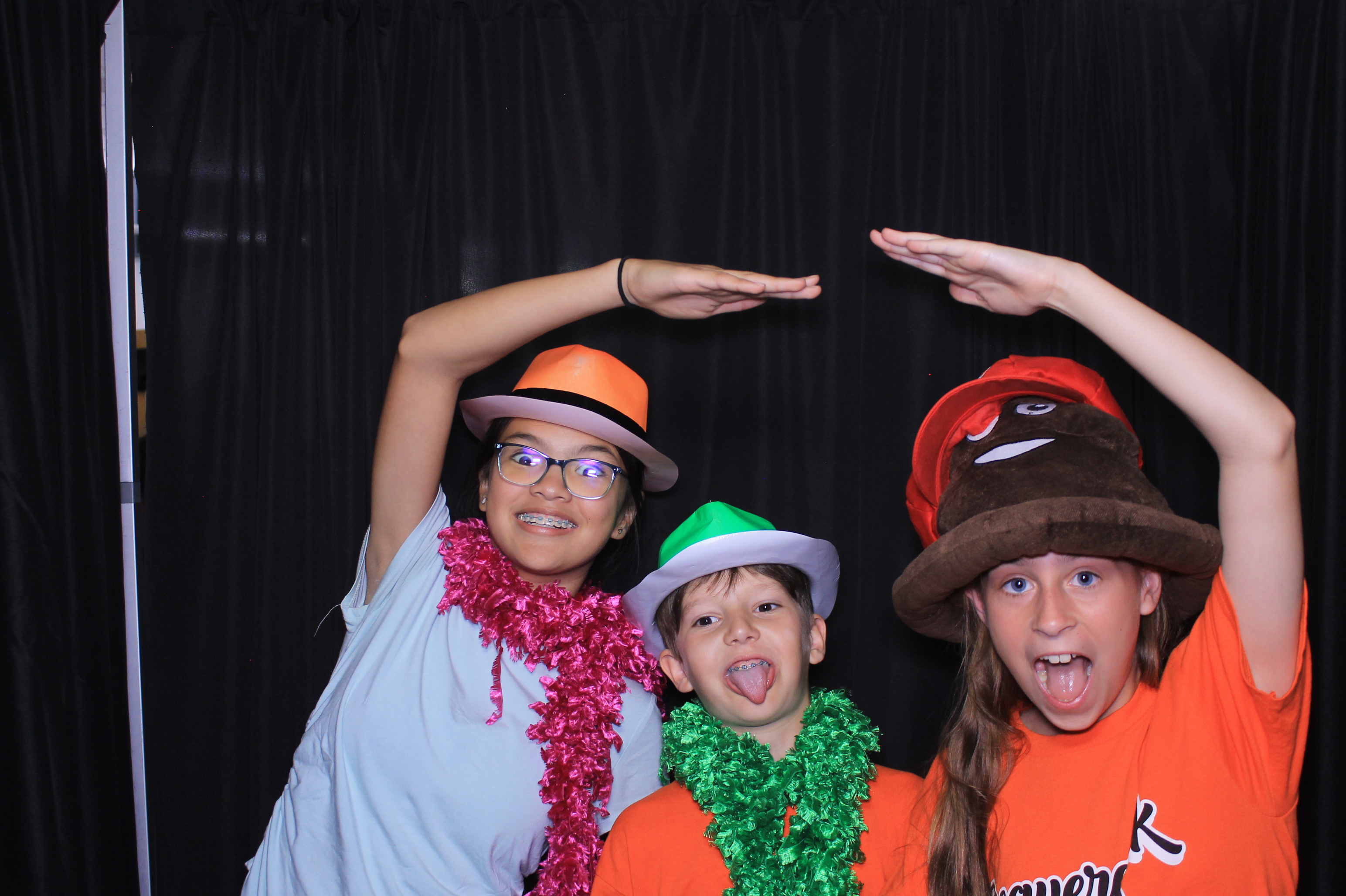 Trebein 5th Grade Sendoff!! | View more photos from the event at gallery.photoboothcincy.com/u/PhotoBoothCincy/Trebein-5th-Grade-Sendoff