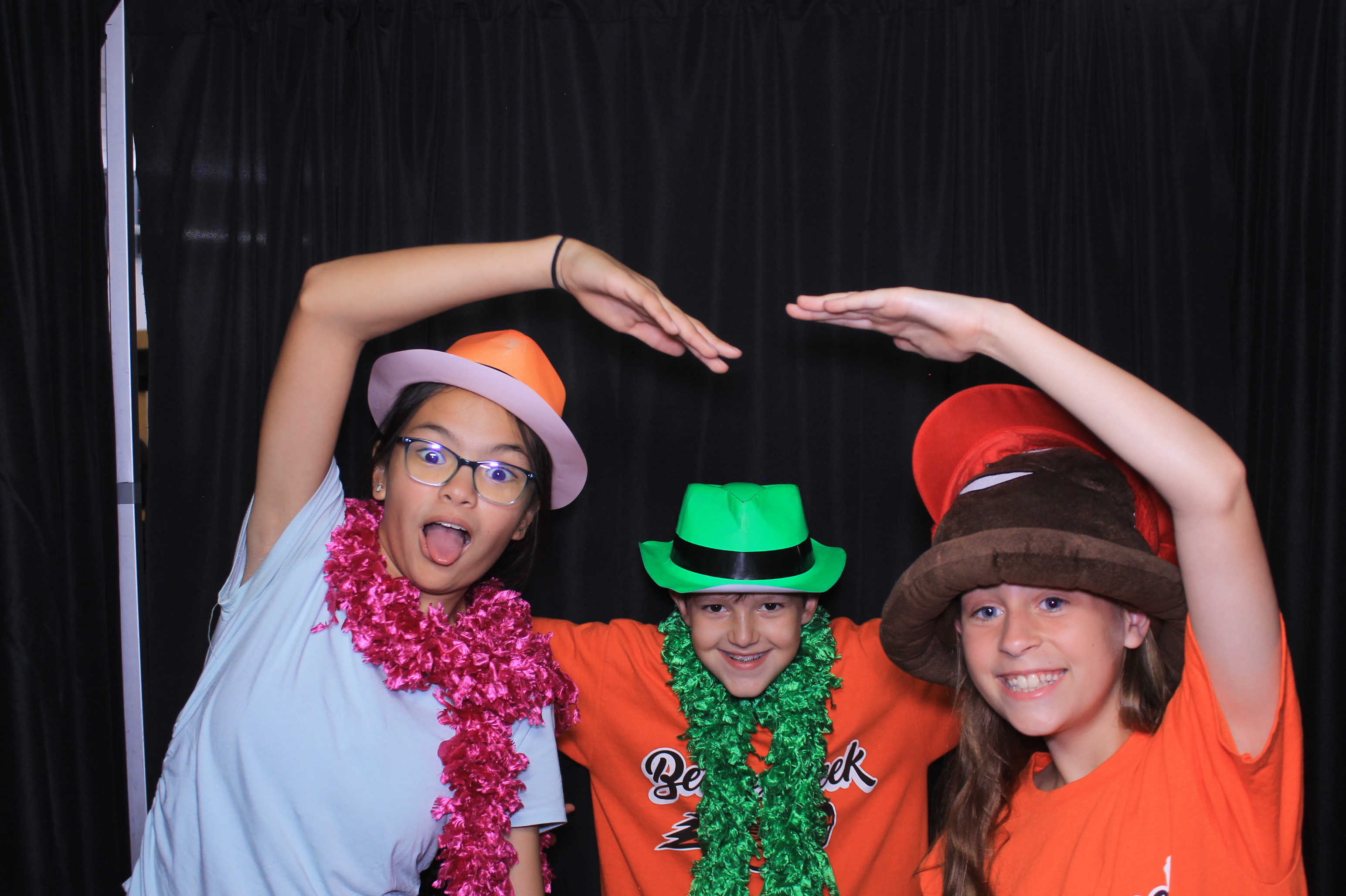 Trebein 5th Grade Sendoff!! | View more photos from the event at gallery.photoboothcincy.com/u/PhotoBoothCincy/Trebein-5th-Grade-Sendoff