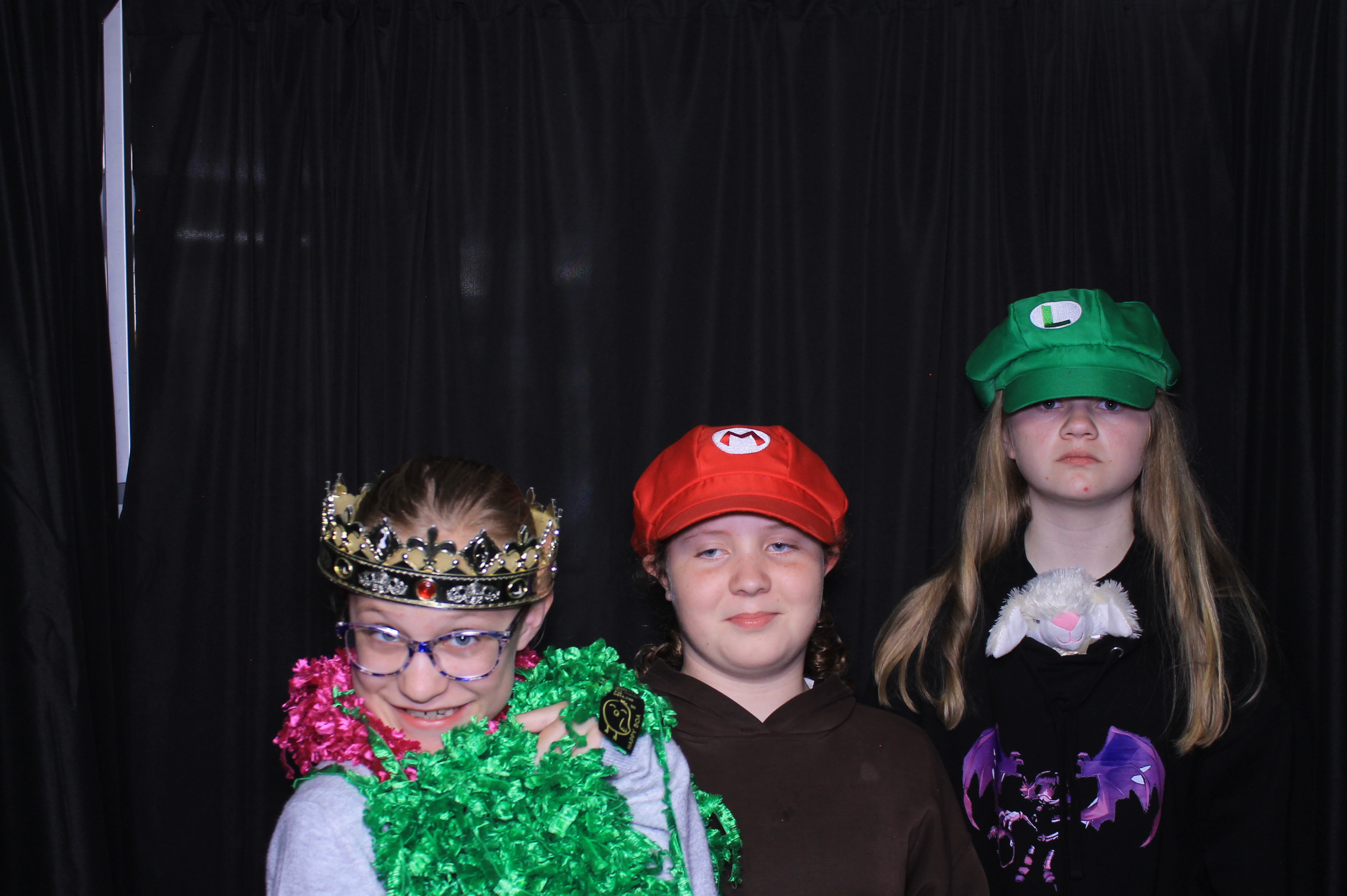 Trebein 5th Grade Sendoff!! | View more photos from the event at gallery.photoboothcincy.com/u/PhotoBoothCincy/Trebein-5th-Grade-Sendoff