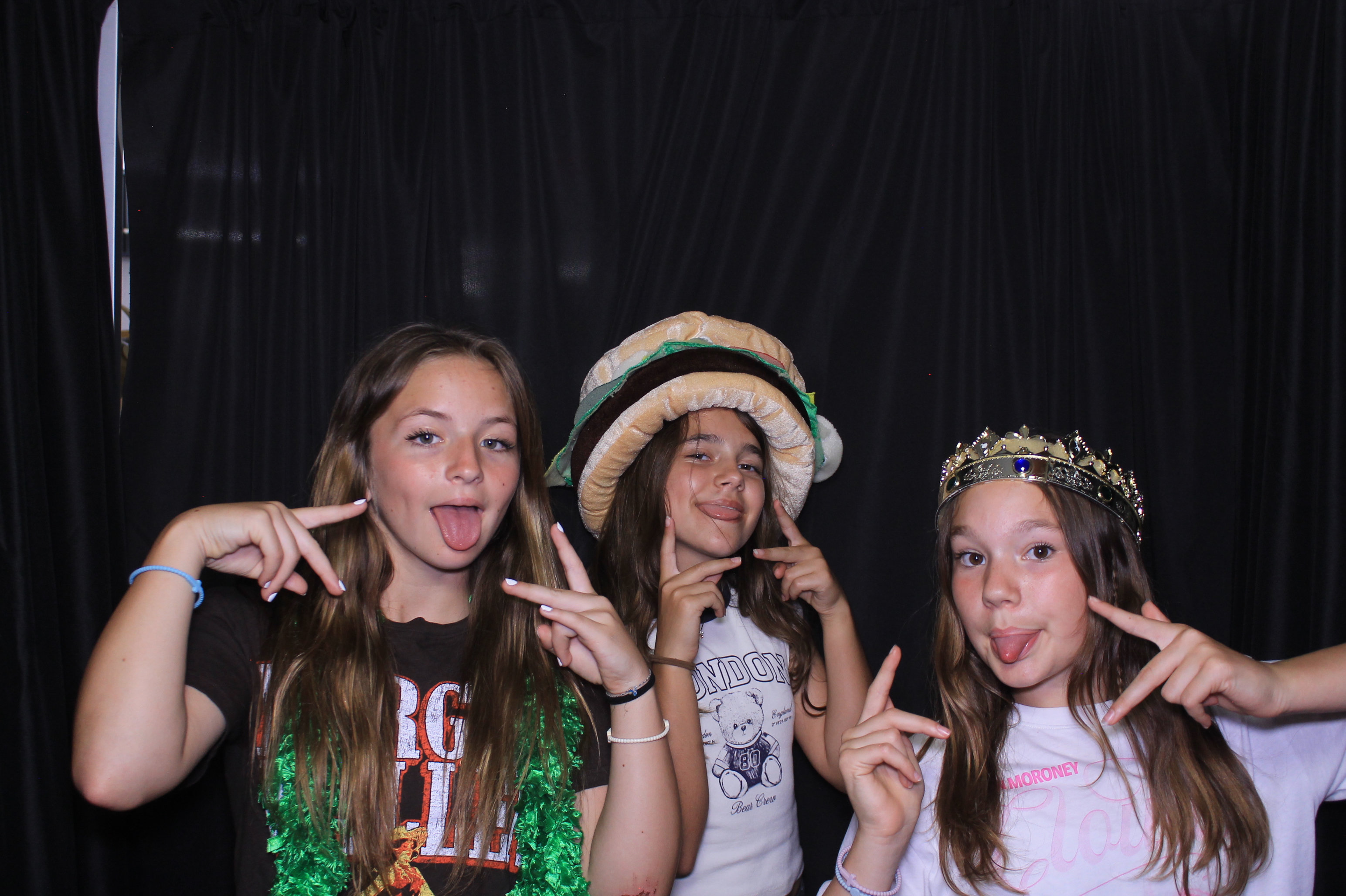 Trebein 5th Grade Sendoff!! | View more photos from the event at gallery.photoboothcincy.com/u/PhotoBoothCincy/Trebein-5th-Grade-Sendoff