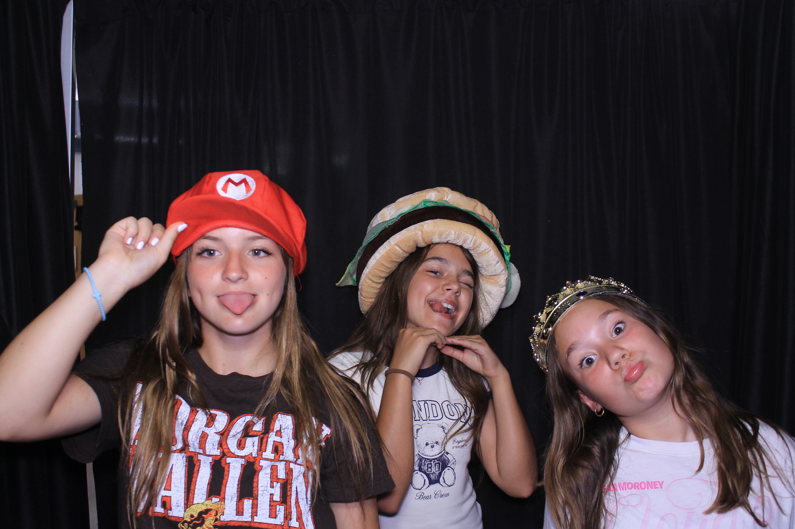 Trebein 5th Grade Sendoff!! | View more photos from the event at gallery.photoboothcincy.com/u/PhotoBoothCincy/Trebein-5th-Grade-Sendoff