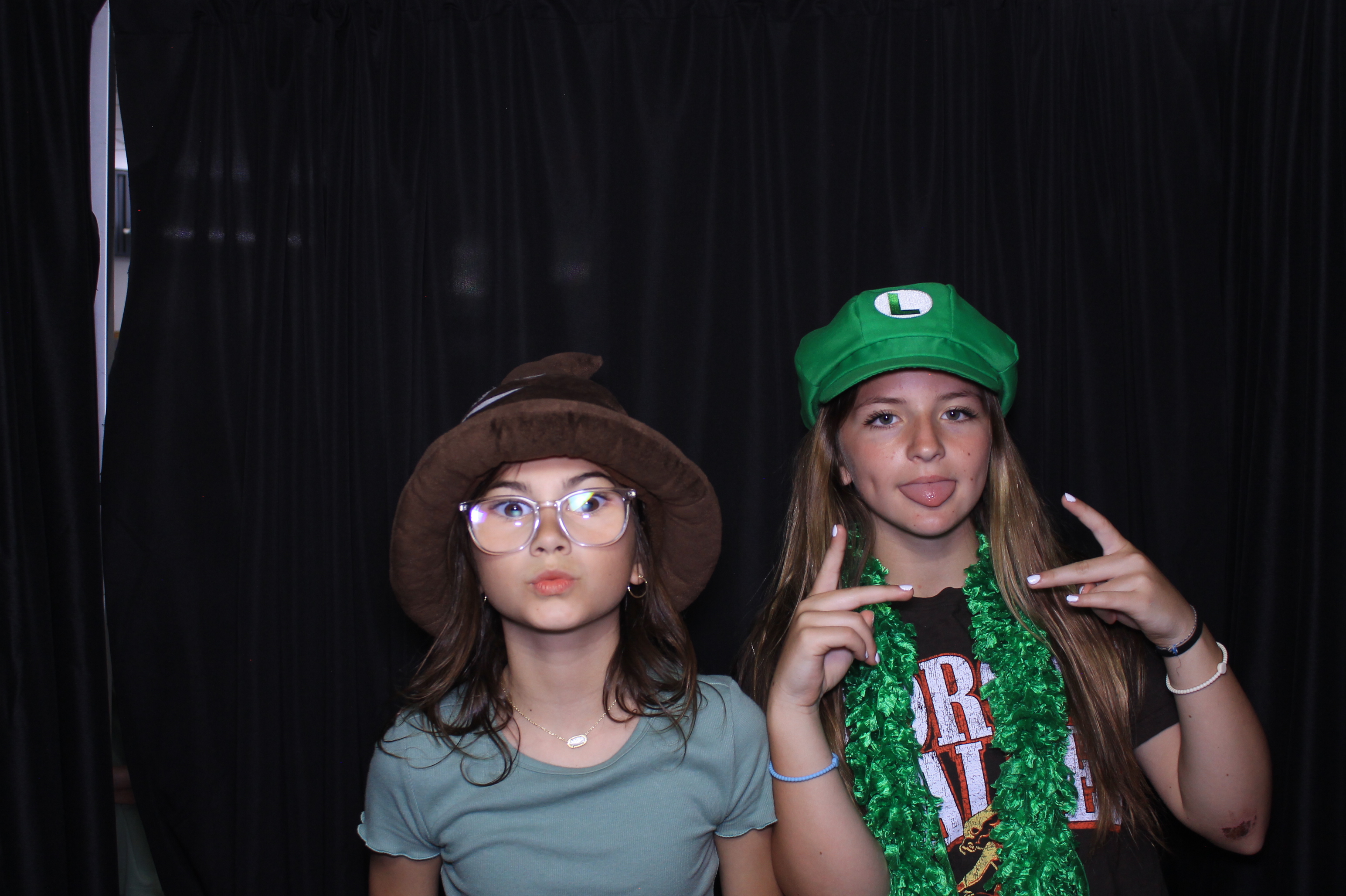 Trebein 5th Grade Sendoff!! | View more photos from the event at gallery.photoboothcincy.com/u/PhotoBoothCincy/Trebein-5th-Grade-Sendoff