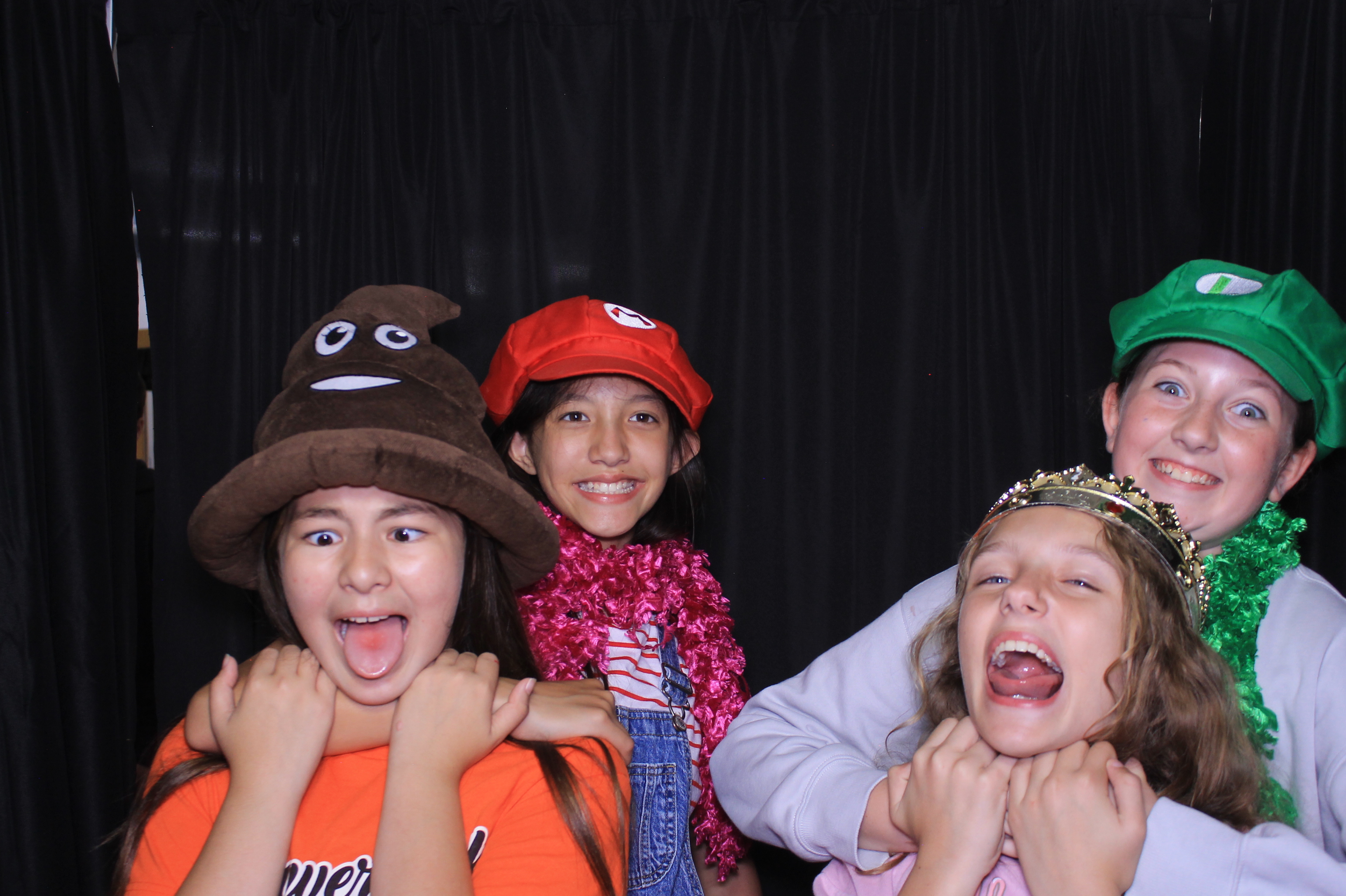 Trebein 5th Grade Sendoff!! | View more photos from the event at gallery.photoboothcincy.com/u/PhotoBoothCincy/Trebein-5th-Grade-Sendoff