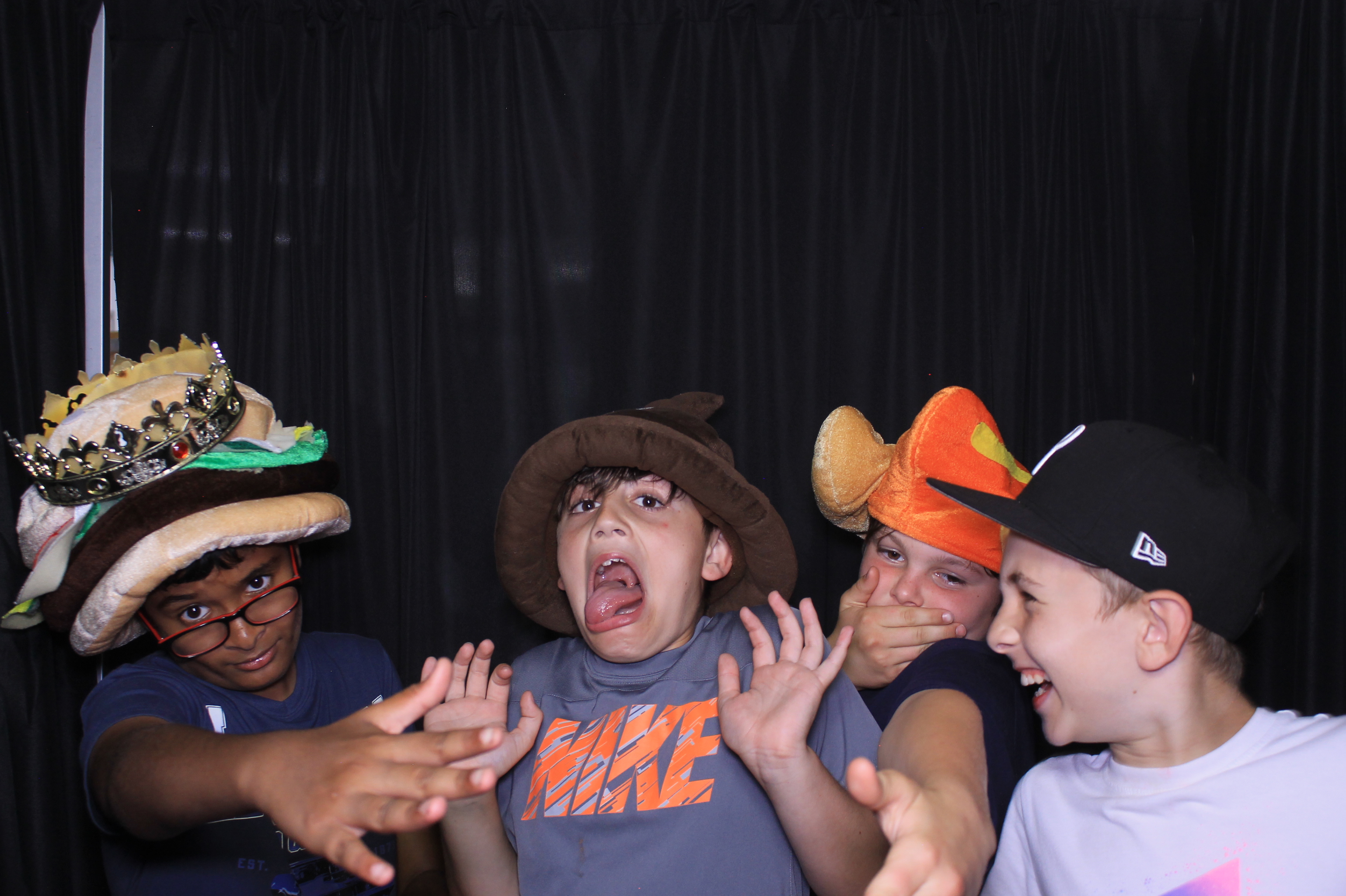 Trebein 5th Grade Sendoff!! | View more photos from the event at gallery.photoboothcincy.com/u/PhotoBoothCincy/Trebein-5th-Grade-Sendoff