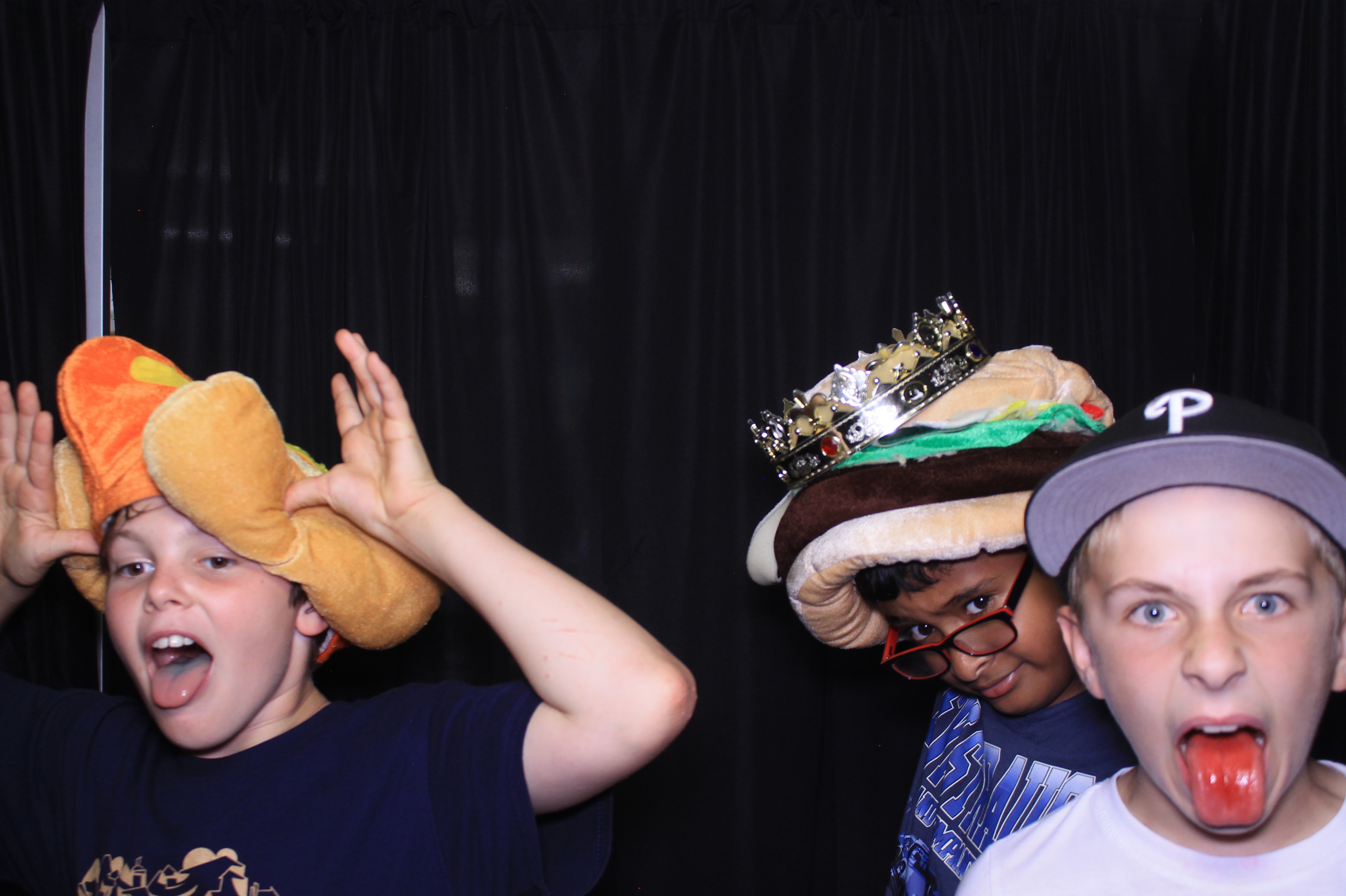 Trebein 5th Grade Sendoff!! | View more photos from the event at gallery.photoboothcincy.com/u/PhotoBoothCincy/Trebein-5th-Grade-Sendoff