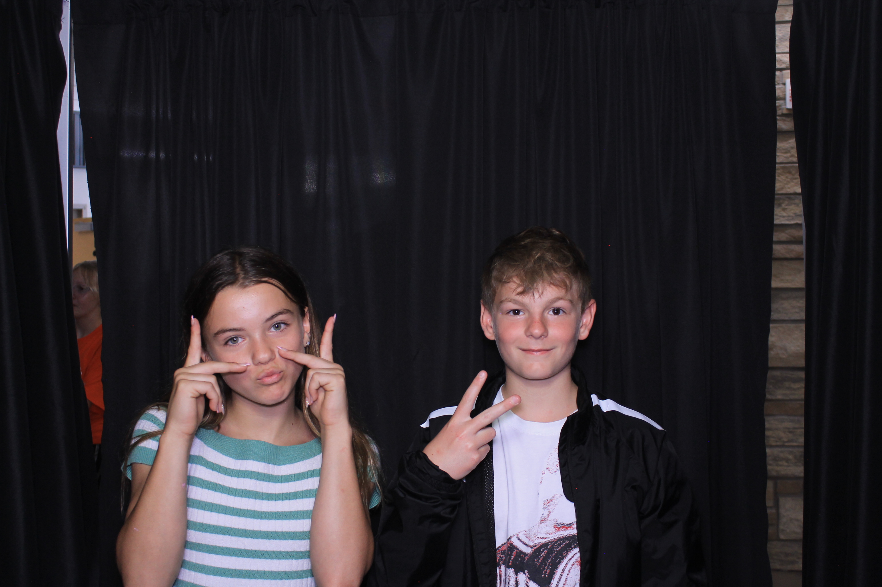 Trebein 5th Grade Sendoff!! | View more photos from the event at gallery.photoboothcincy.com/u/PhotoBoothCincy/Trebein-5th-Grade-Sendoff