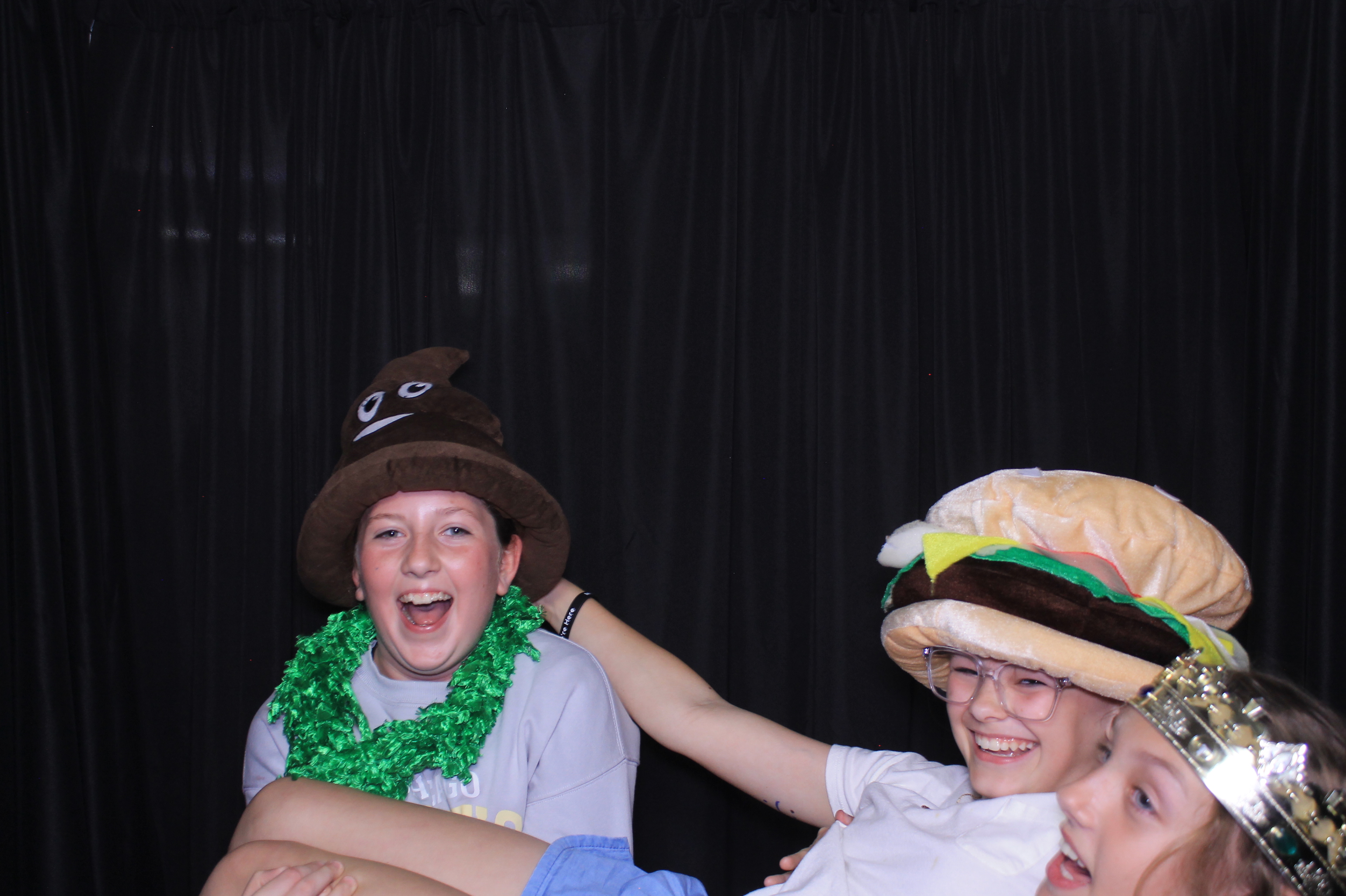 Trebein 5th Grade Sendoff!! | View more photos from the event at gallery.photoboothcincy.com/u/PhotoBoothCincy/Trebein-5th-Grade-Sendoff