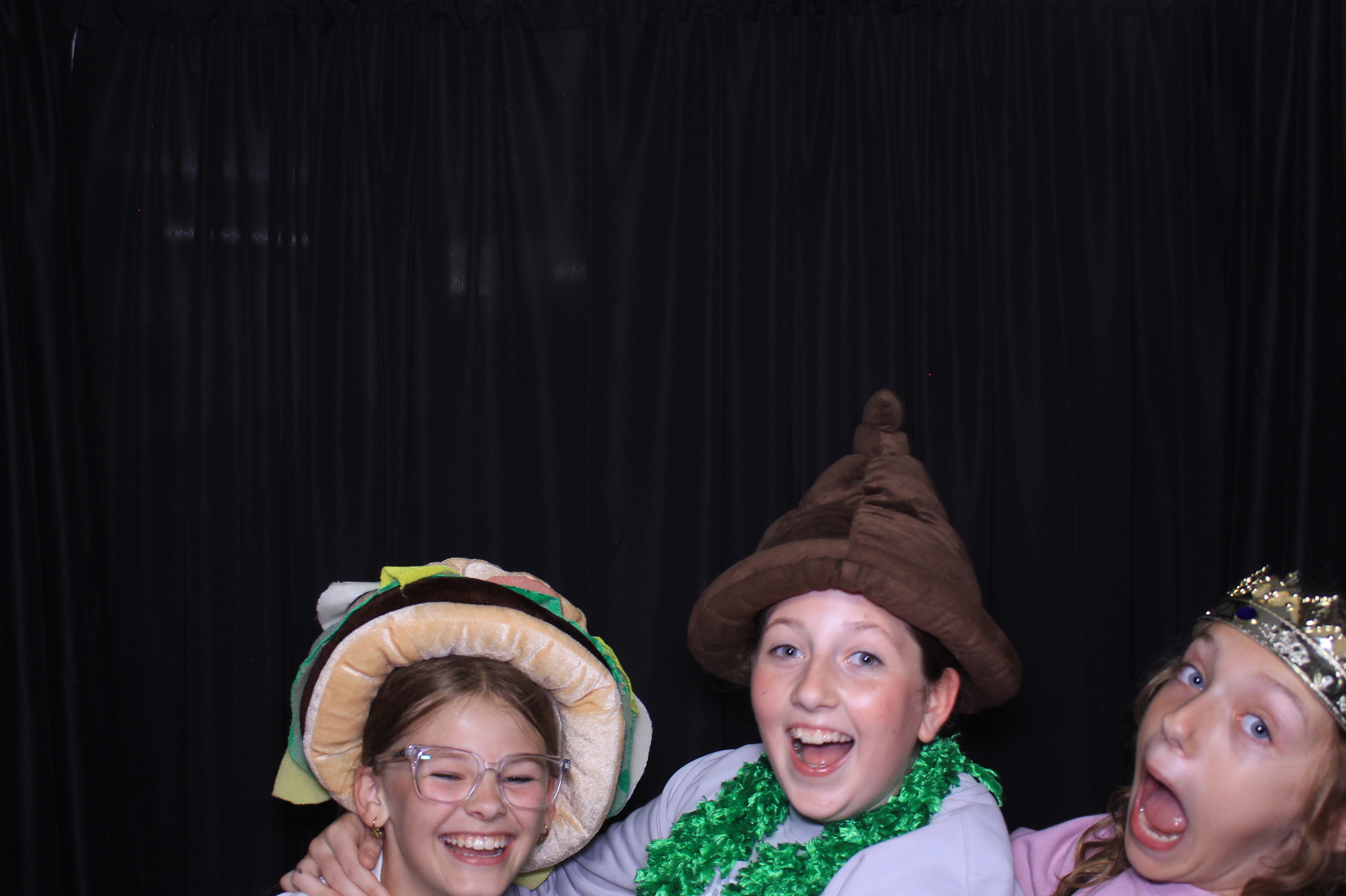 Trebein 5th Grade Sendoff!! | View more photos from the event at gallery.photoboothcincy.com/u/PhotoBoothCincy/Trebein-5th-Grade-Sendoff