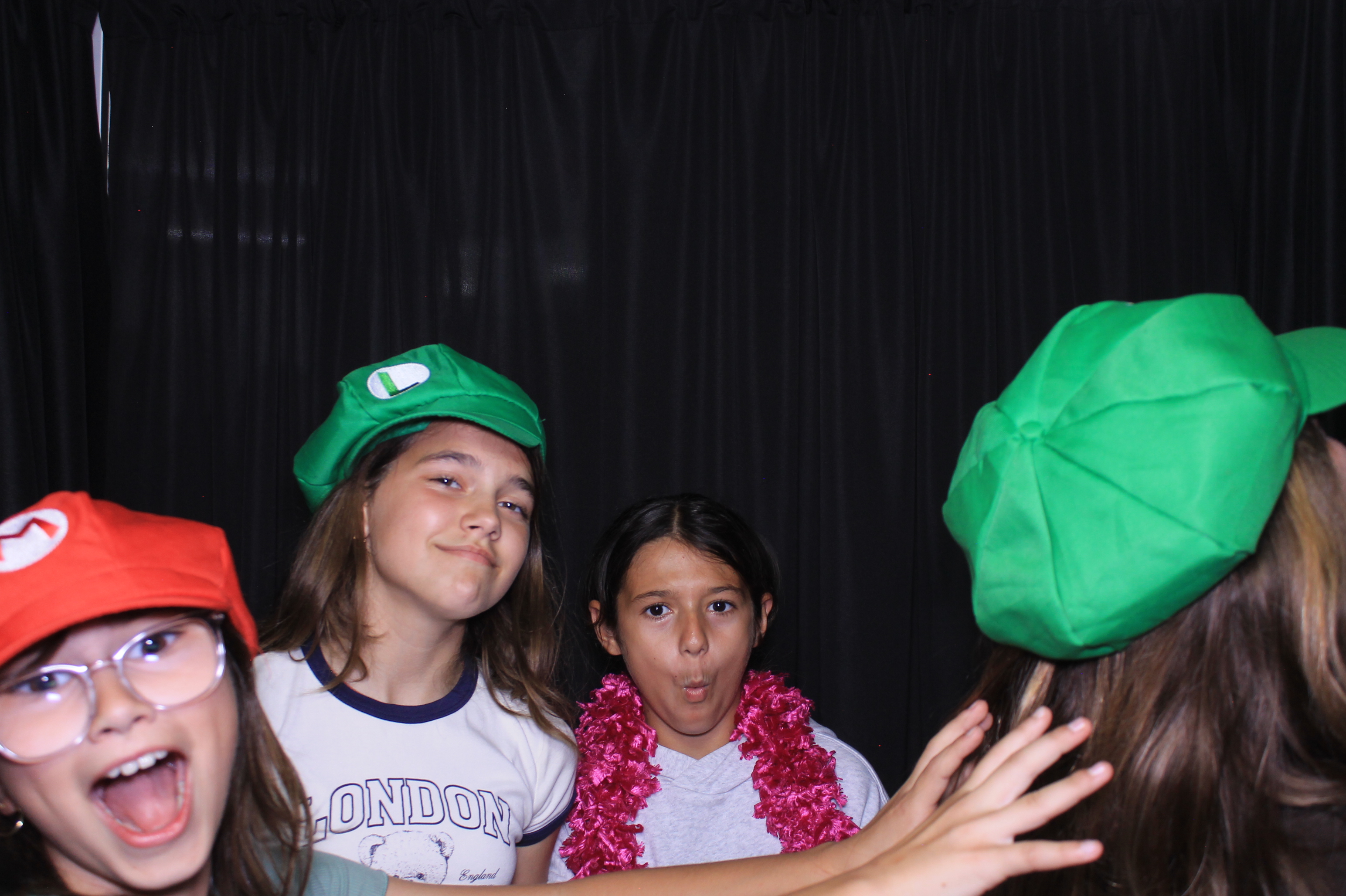 Trebein 5th Grade Sendoff!! | View more photos from the event at gallery.photoboothcincy.com/u/PhotoBoothCincy/Trebein-5th-Grade-Sendoff