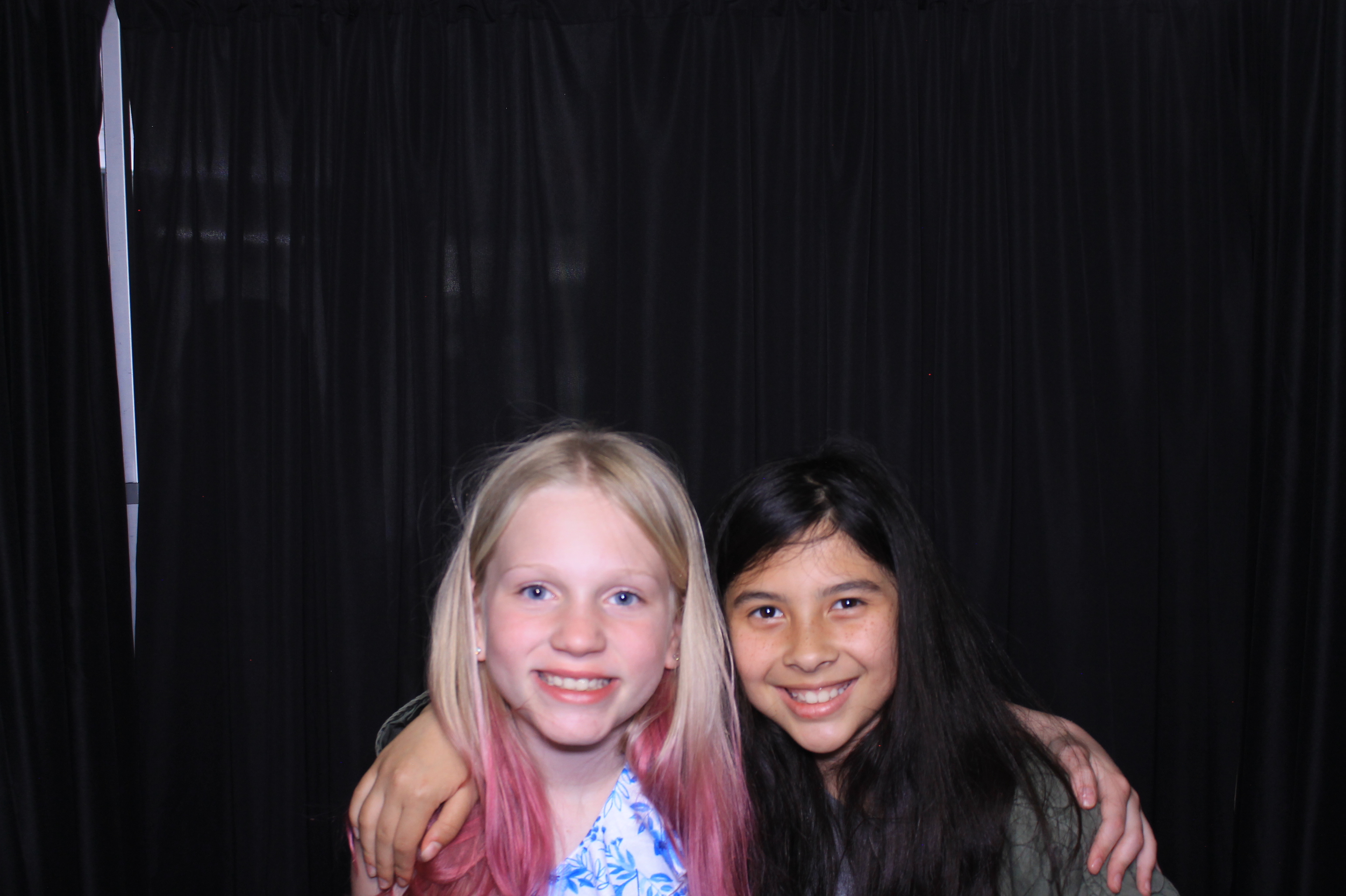 Trebein 5th Grade Sendoff!! | View more photos from the event at gallery.photoboothcincy.com/u/PhotoBoothCincy/Trebein-5th-Grade-Sendoff