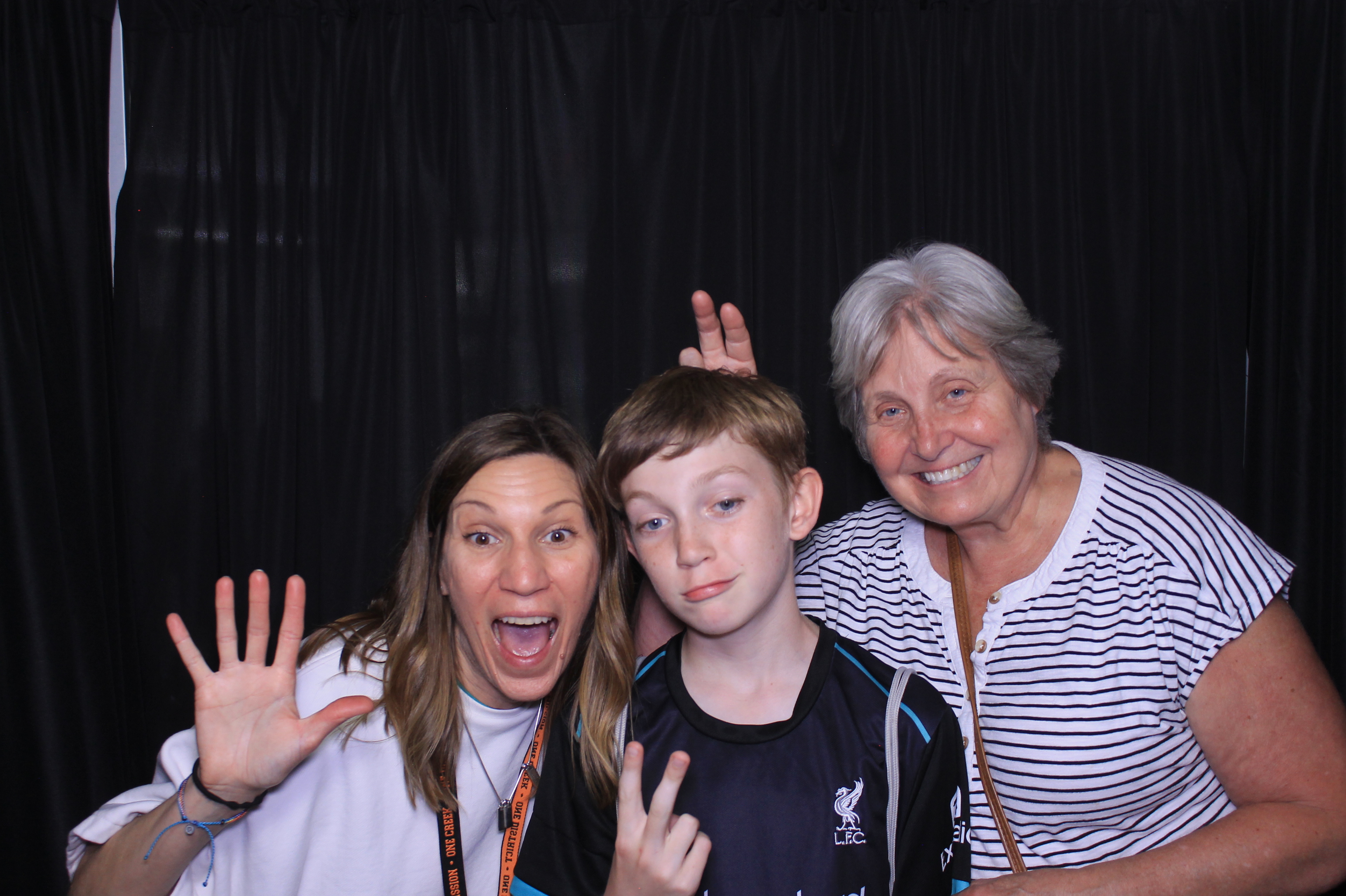 Trebein 5th Grade Sendoff!! | View more photos from the event at gallery.photoboothcincy.com/u/PhotoBoothCincy/Trebein-5th-Grade-Sendoff