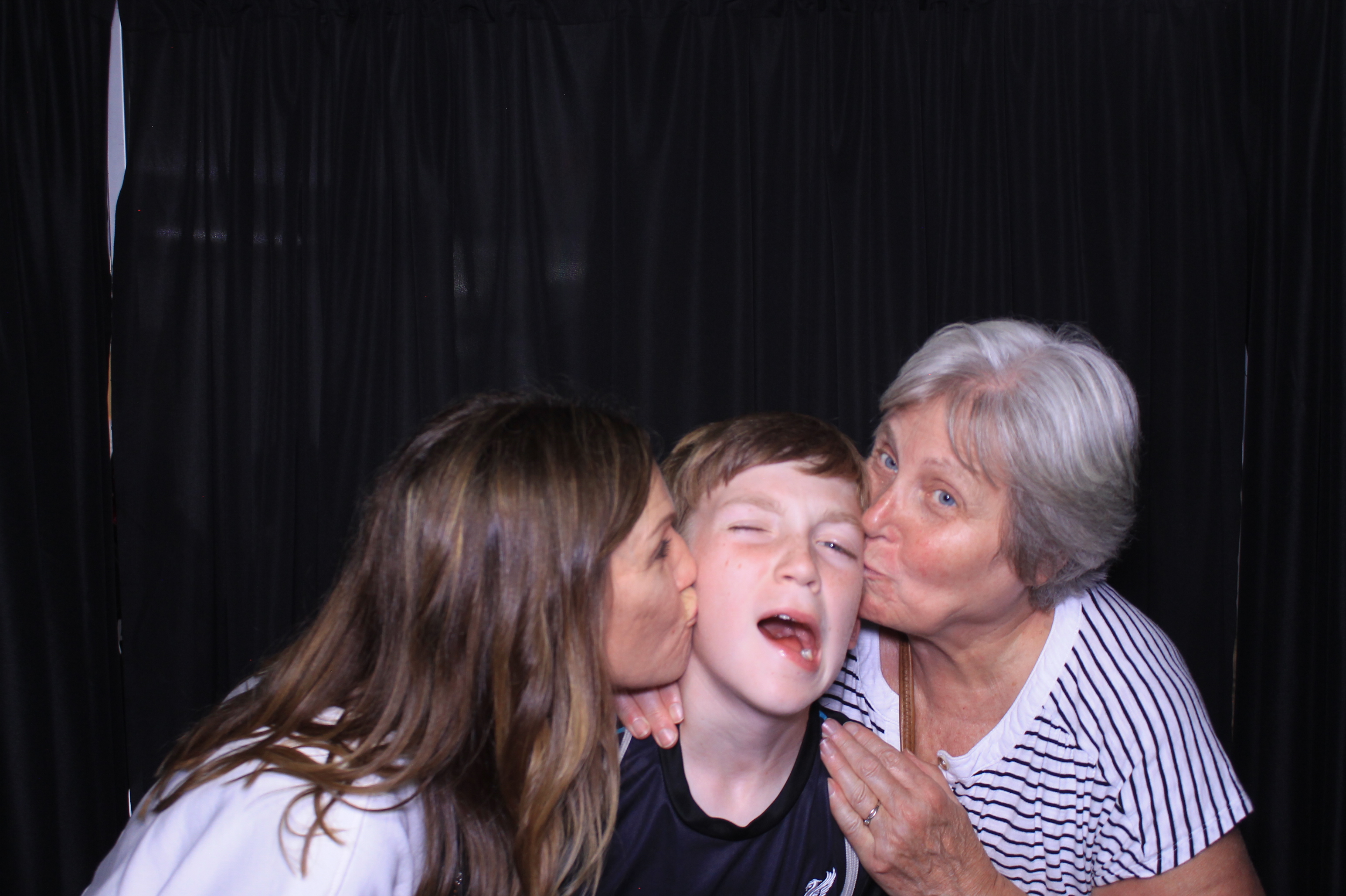 Trebein 5th Grade Sendoff!! | View more photos from the event at gallery.photoboothcincy.com/u/PhotoBoothCincy/Trebein-5th-Grade-Sendoff