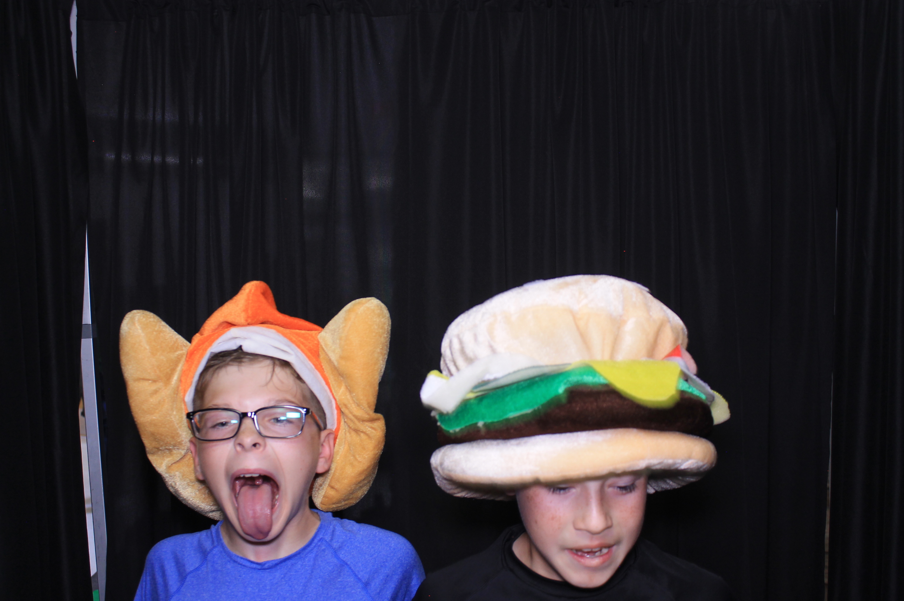 Trebein 5th Grade Sendoff!! | View more photos from the event at gallery.photoboothcincy.com/u/PhotoBoothCincy/Trebein-5th-Grade-Sendoff