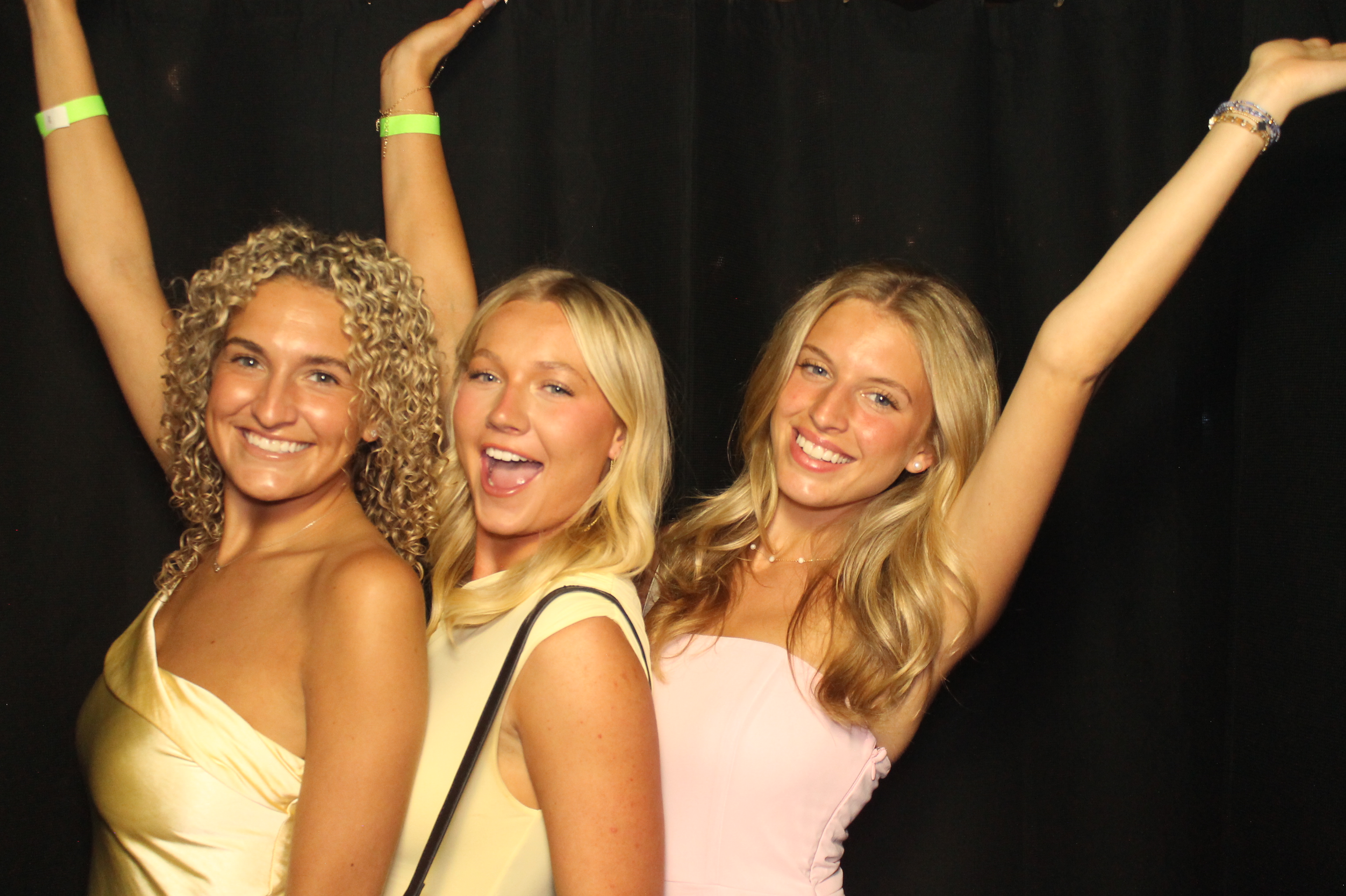 Tri Delta Formal | View more photos from the event at gallery.photoboothcincy.com/u/PhotoBoothCincy/Tri-Delta-Formal