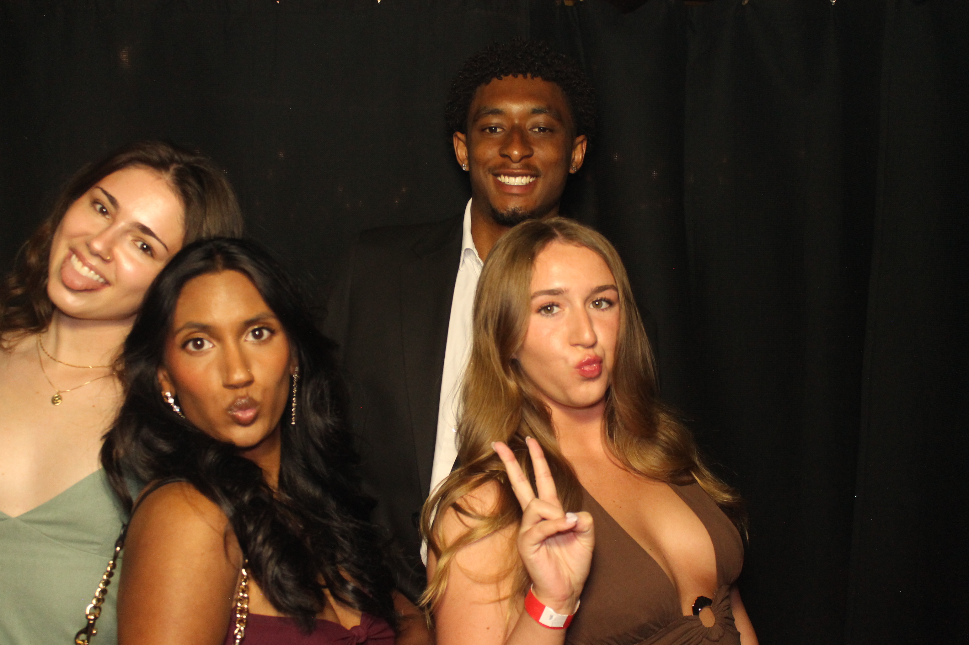 Tri Delta Formal | View more photos from the event at gallery.photoboothcincy.com/u/PhotoBoothCincy/Tri-Delta-Formal